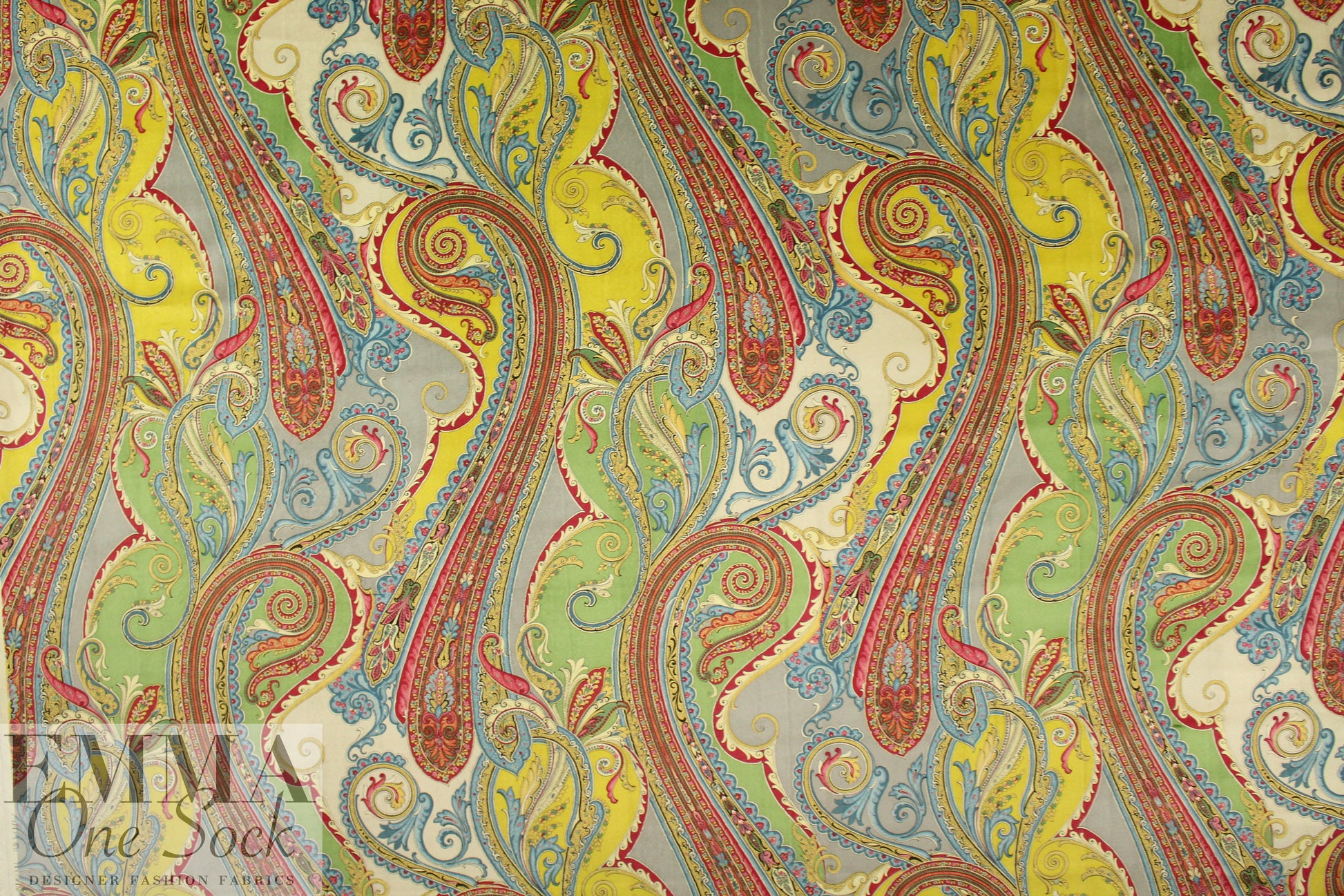 Italian paisley printed plush micro-corduroy *FLAW* 1.125 yds