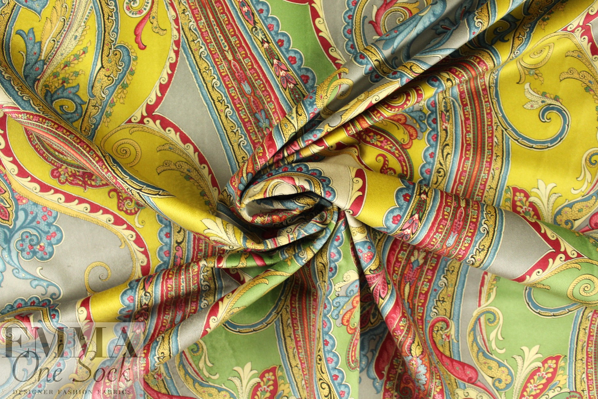 Italian paisley printed plush micro-corduroy *FLAW* 1.125 yds