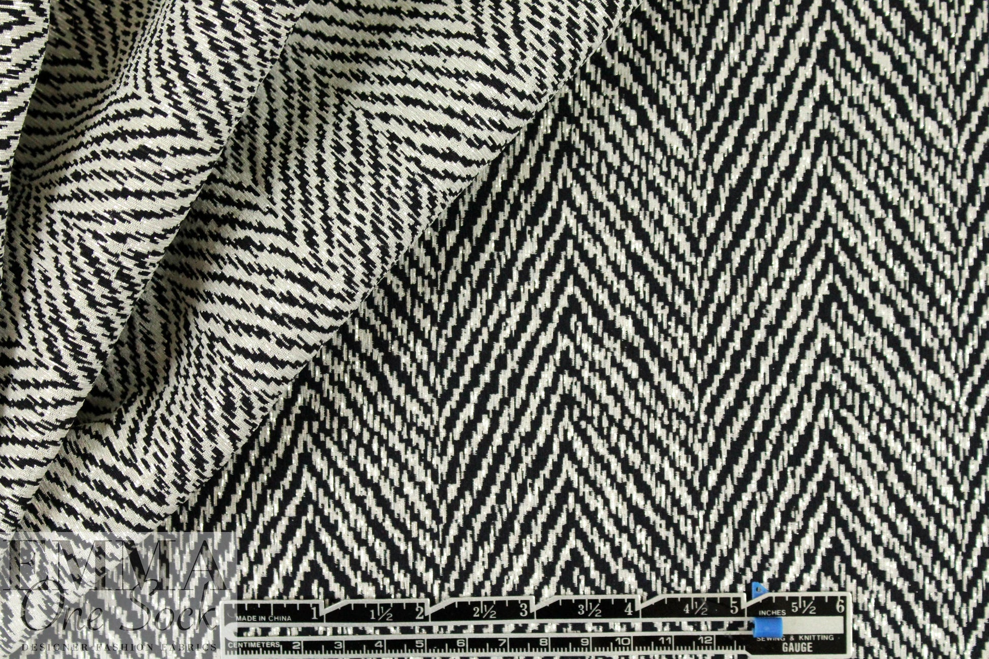 Carmen Marc Va1vo silver/black vertical stretch suiting