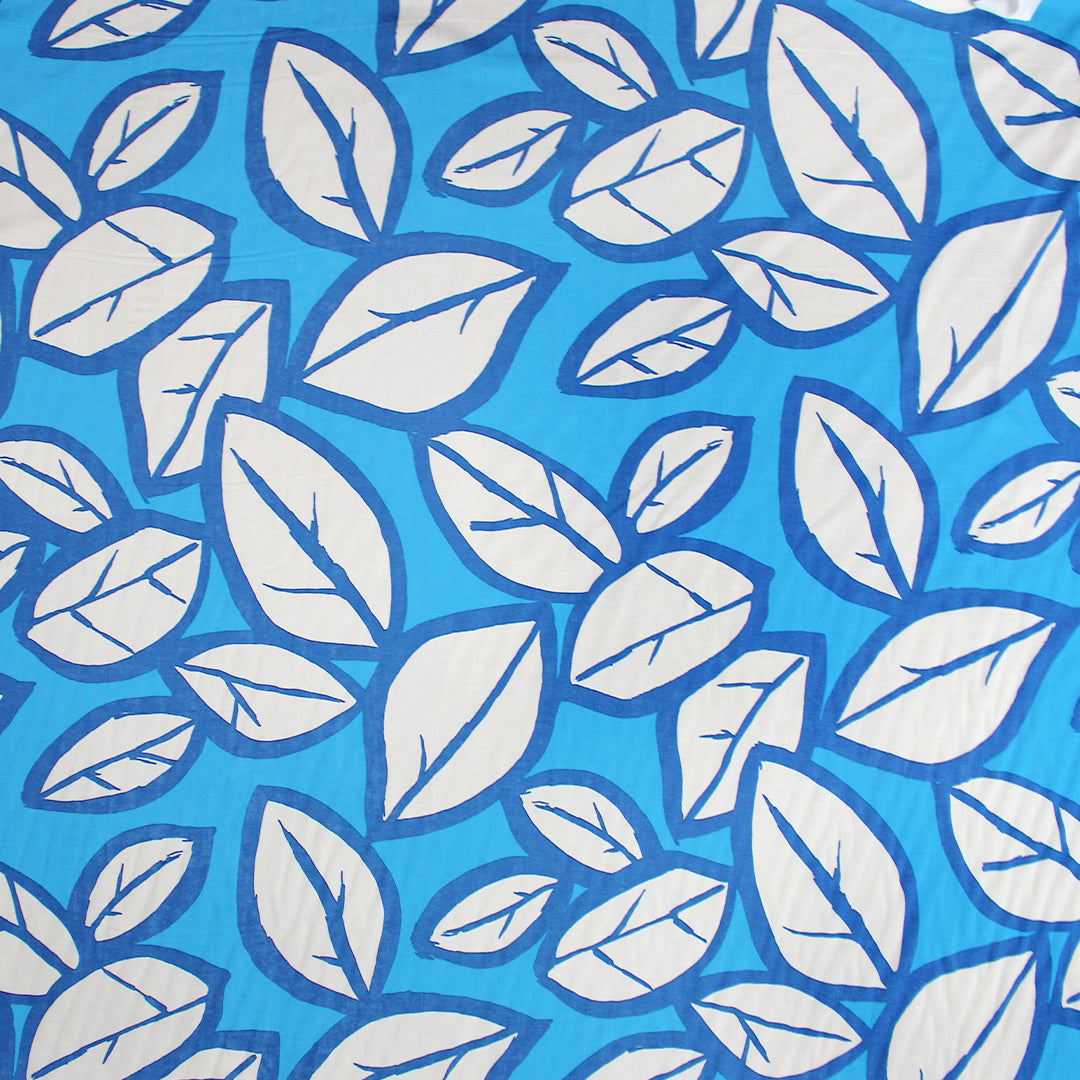 Ch1oe 'leaves on blue' viscose/linen woven .5 yds