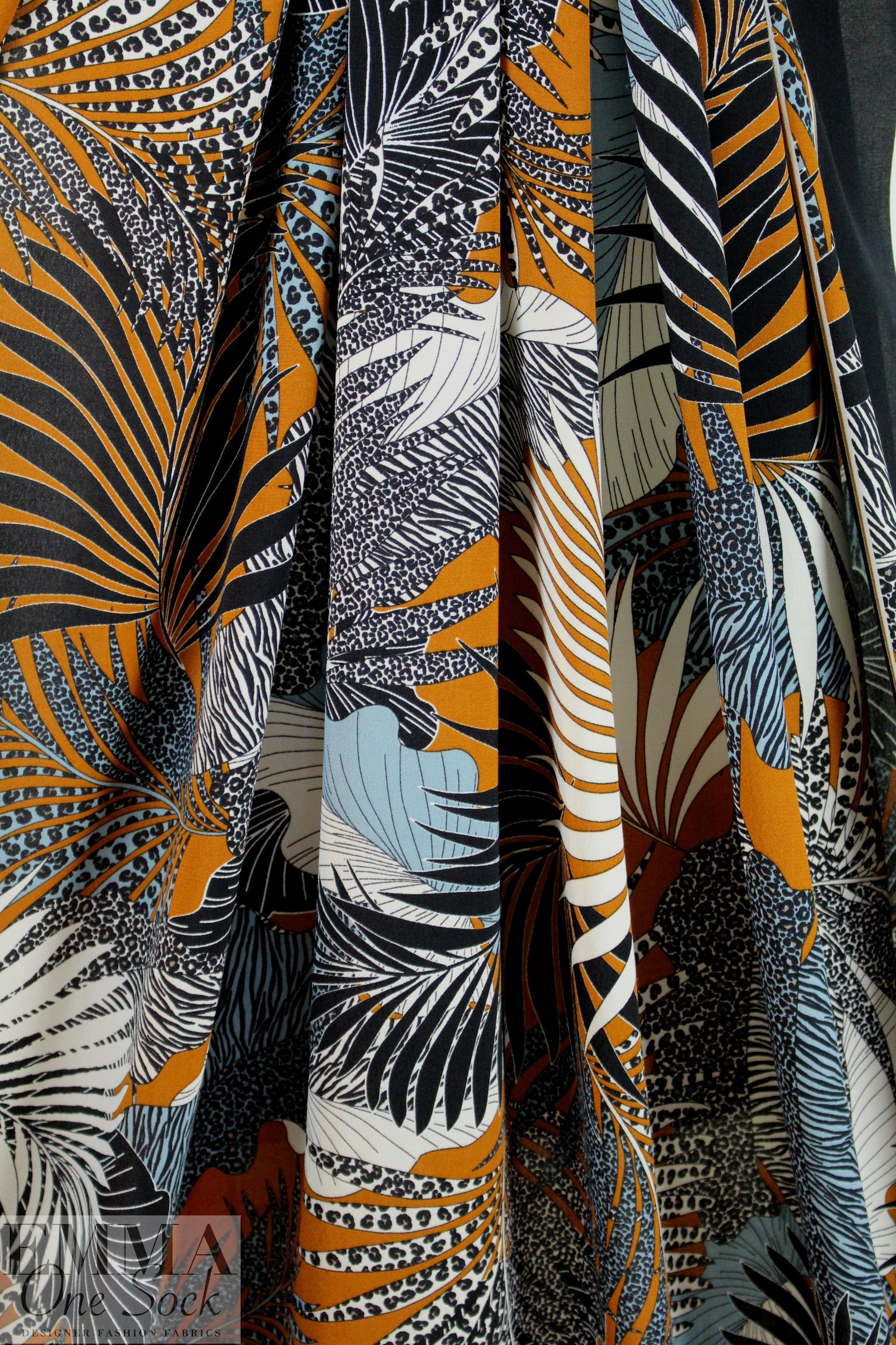 French viscose drapey woven - jungle ferns