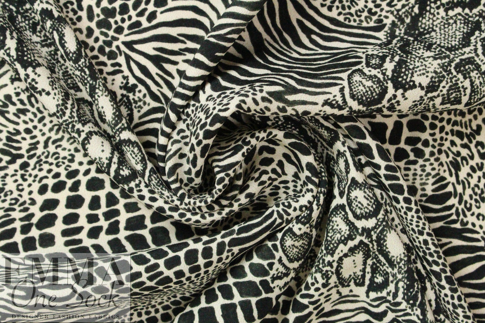 Italian viscose crepe woven - jungle graphic 2 yd