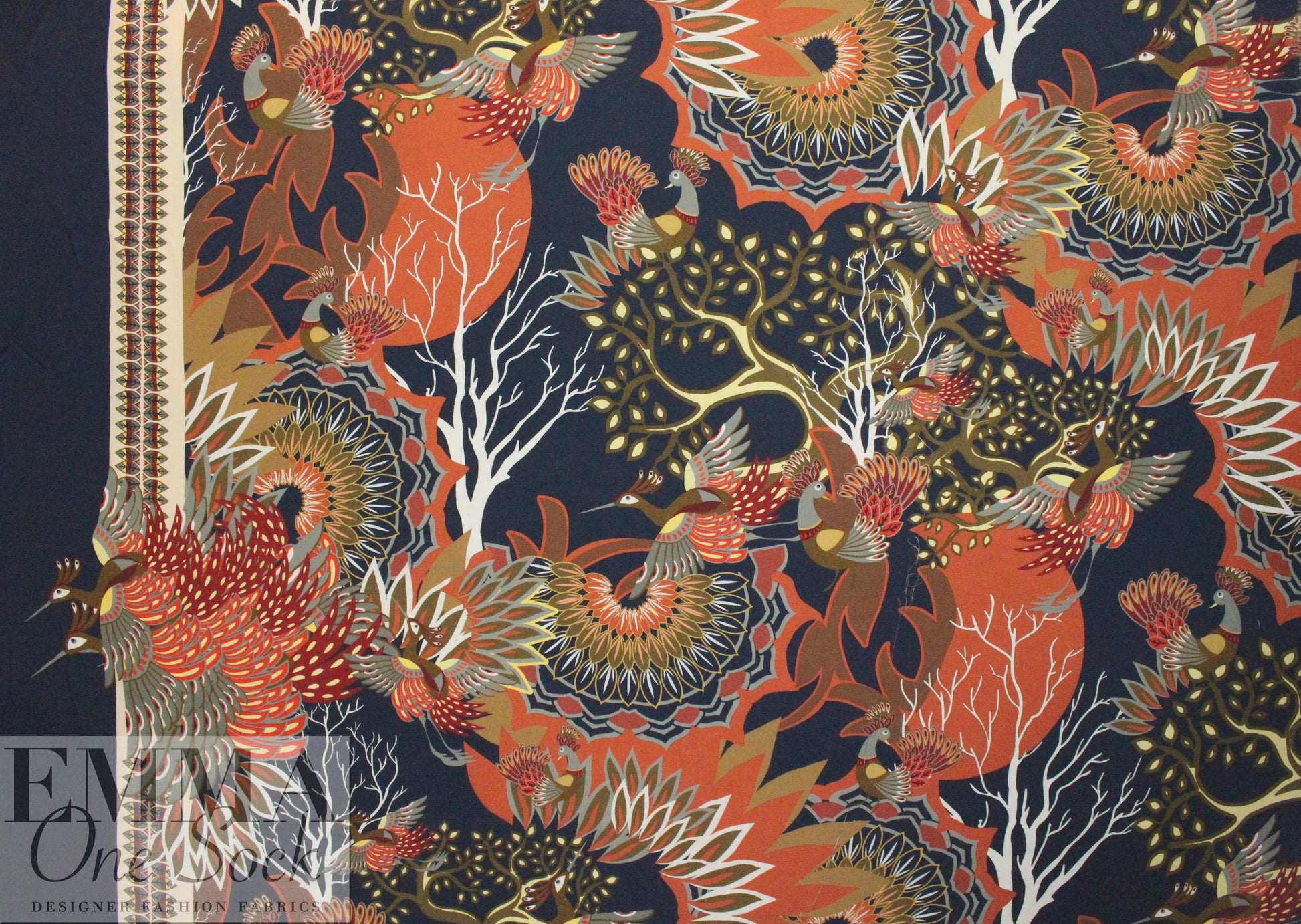 Italian viscose border print crepe woven - deco dream world