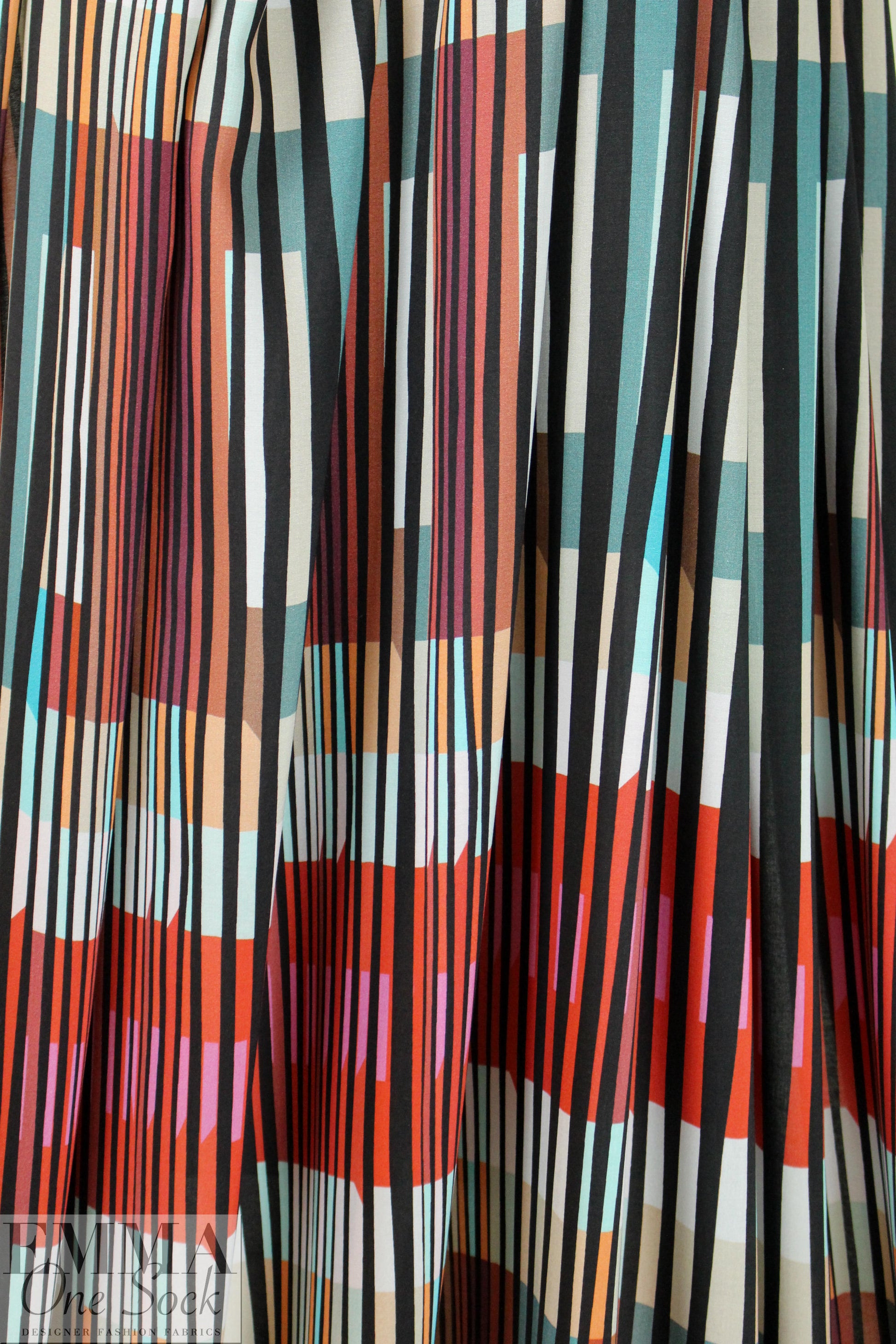 Italian drapey viscose woven - strips 'n' stripes 1.25 yds