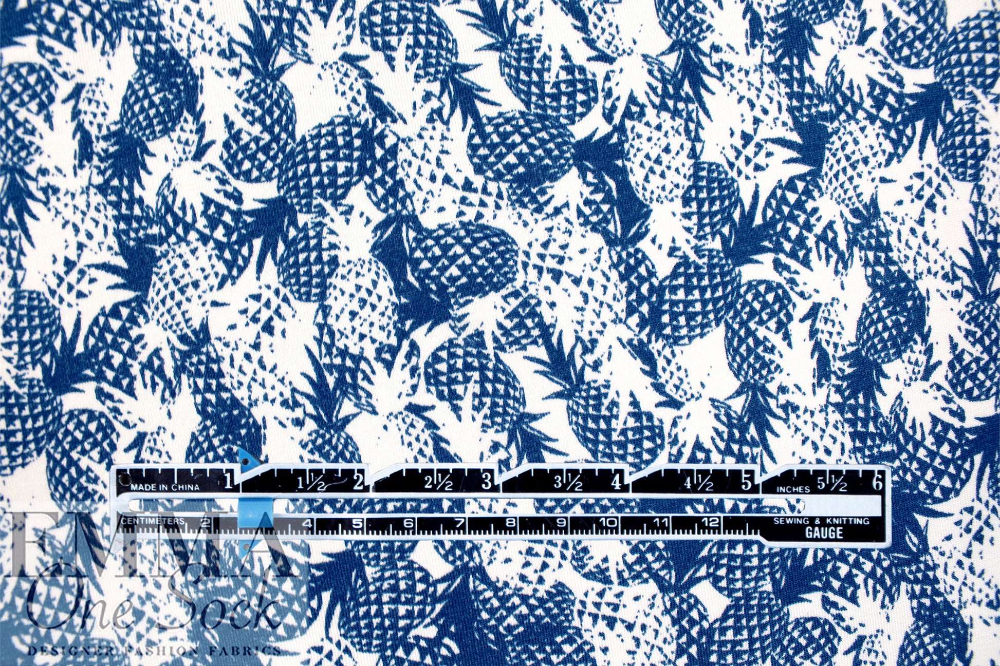 Italian pineapple graphic viscose/spandex knit 1.25 yd