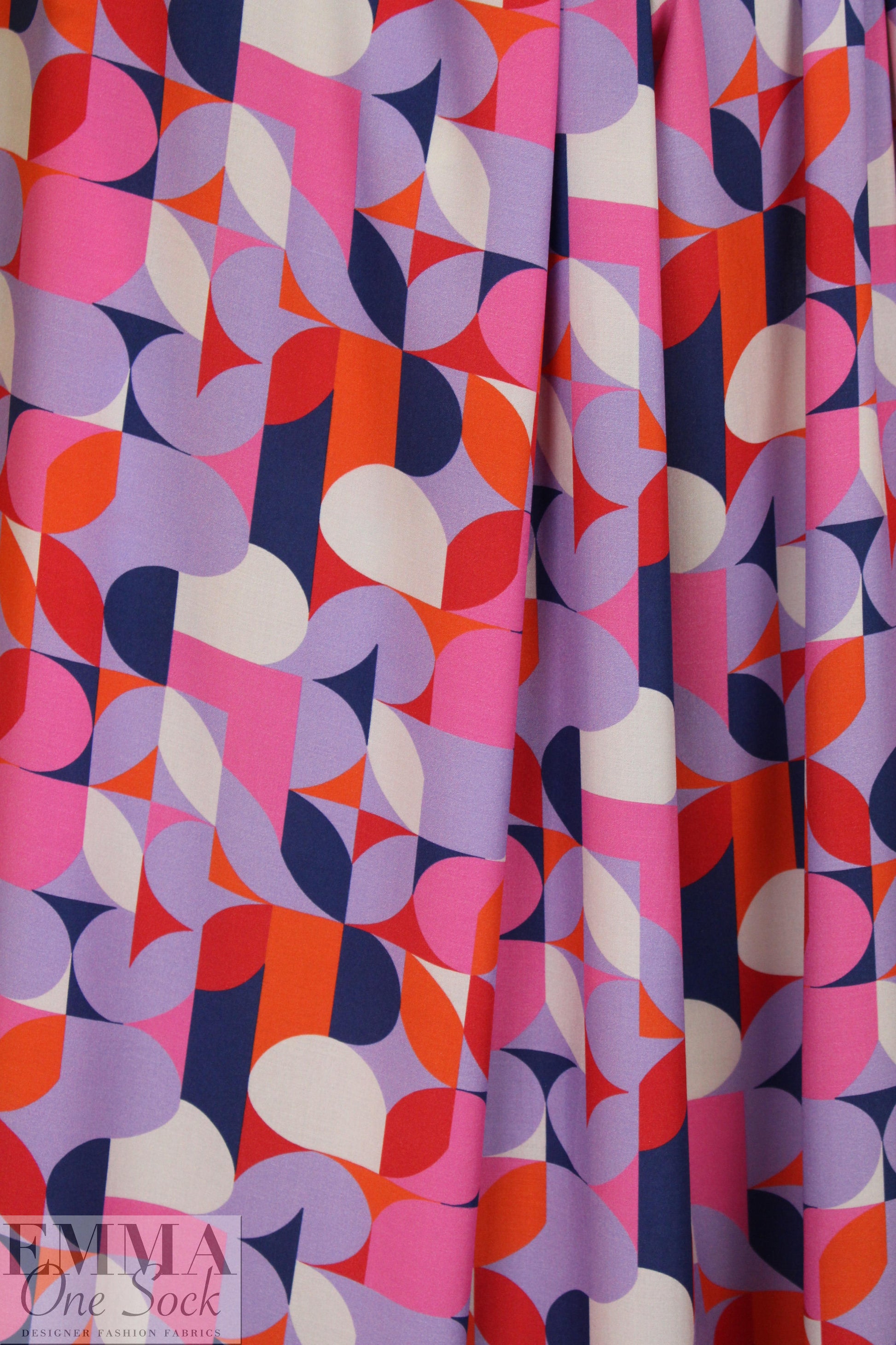 Italian contempo graphic 2 drapey viscose woven 1.5 yds