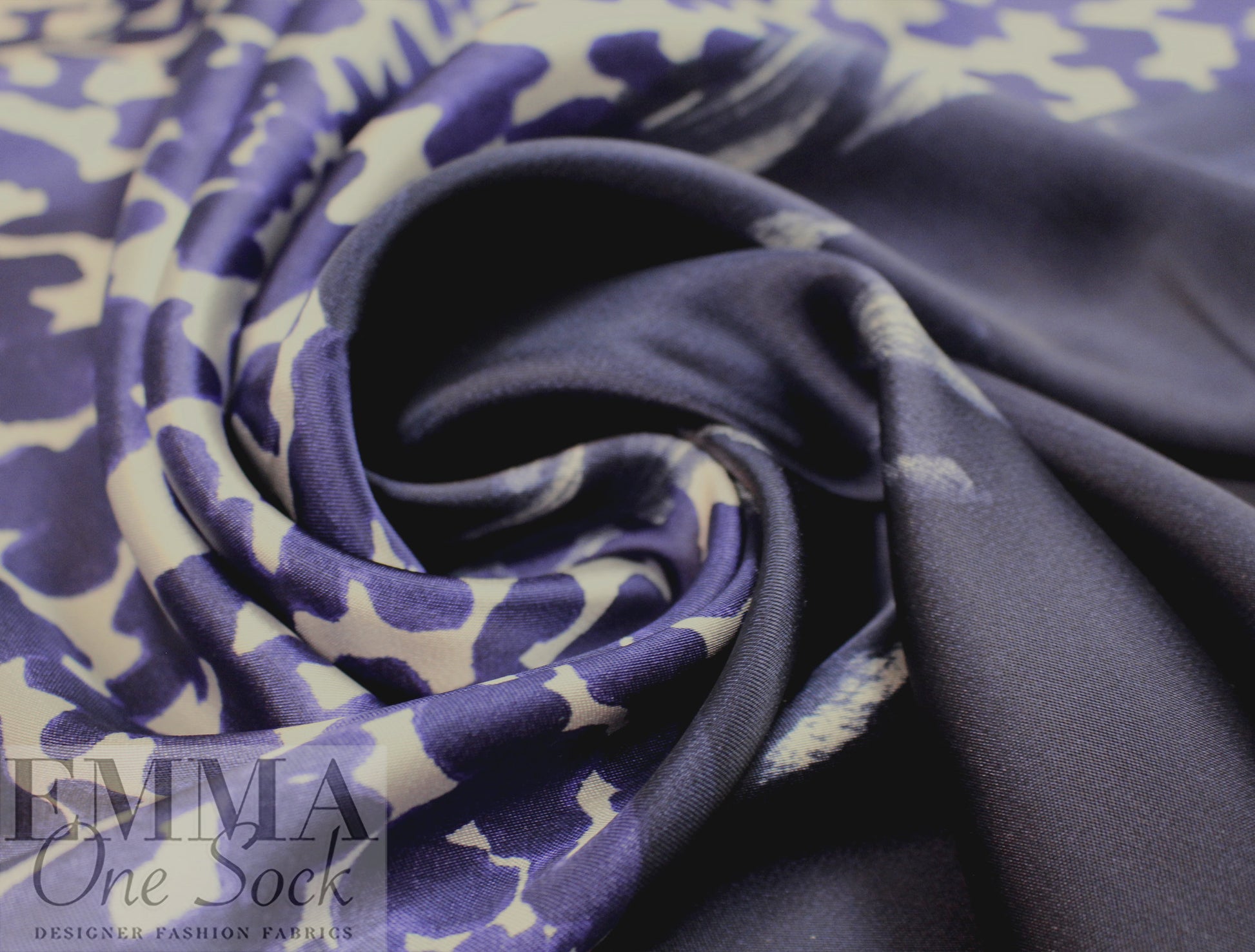 Italian designer abstract satin-back viscose woven panel 1.4 yds