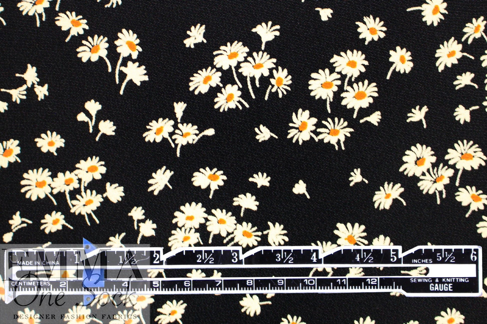Italian designer tiny daisies drapey viscose woven .75 yds