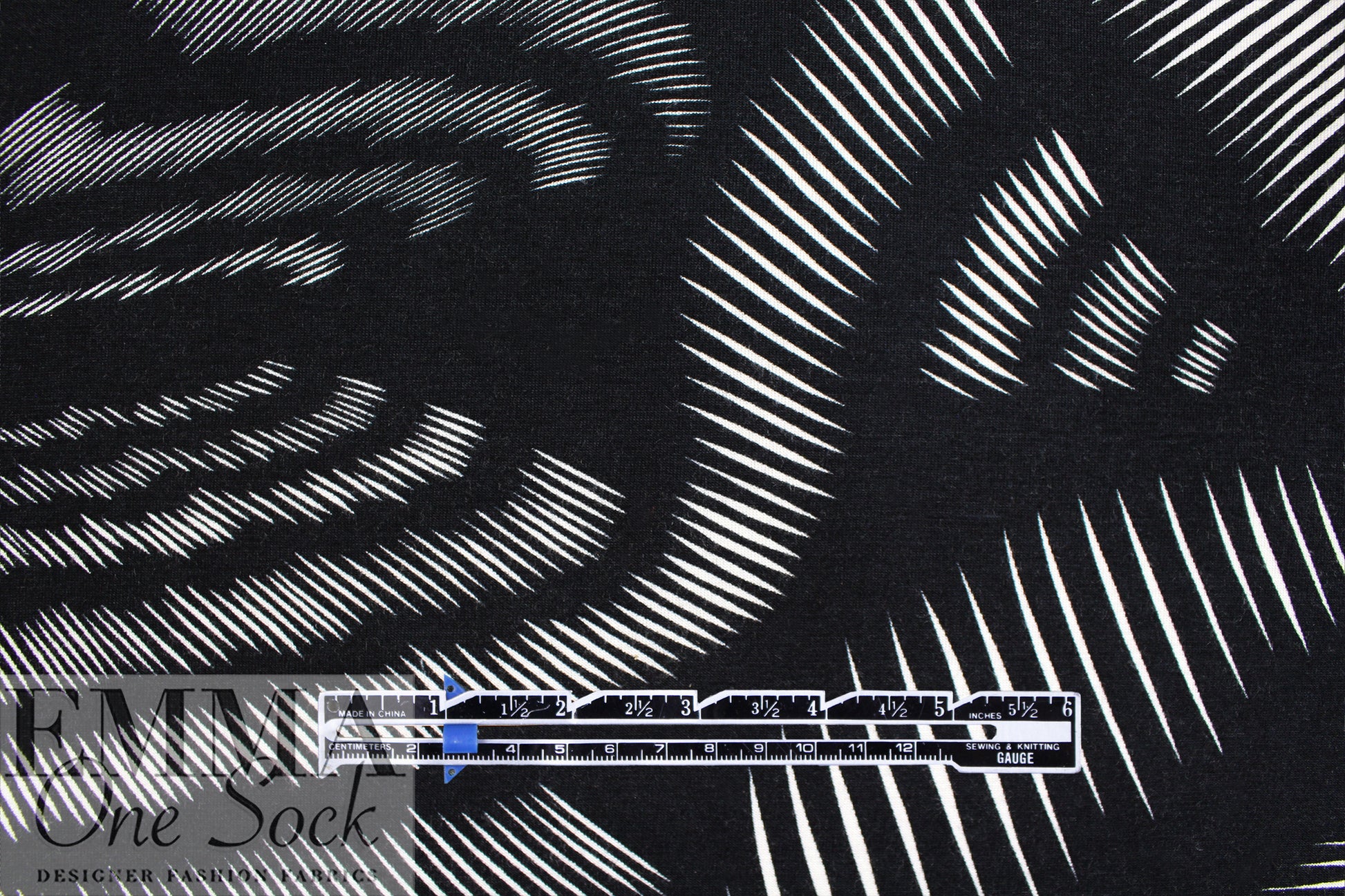 Italian vector curves graphic viscose/spandex knit 1.75 yds