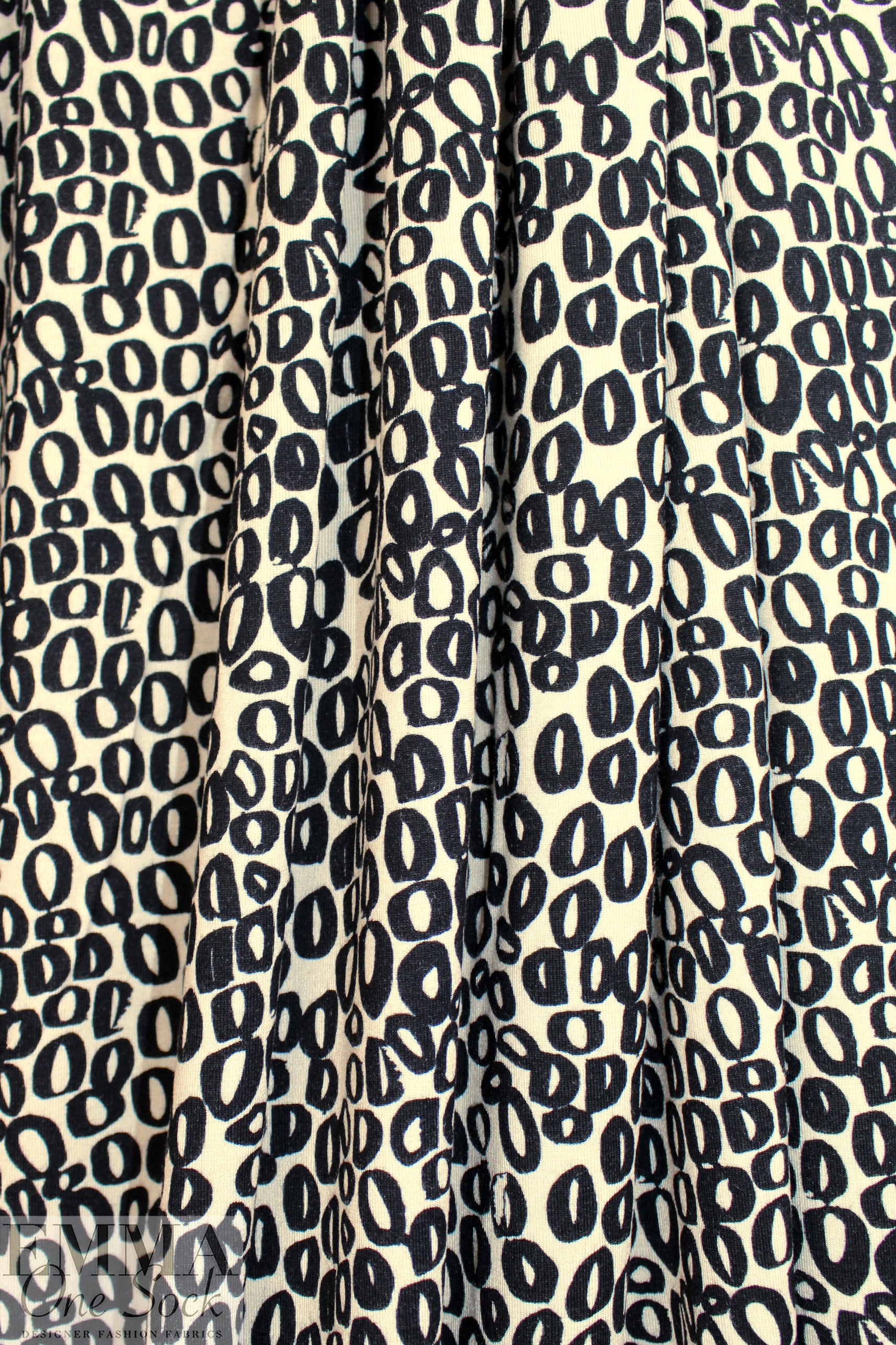 Italian inked ellipse graphic viscose/spandex knit 1.5 yds