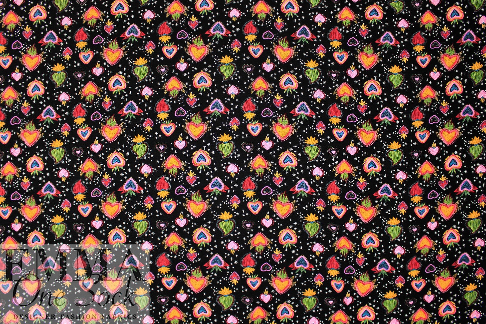 'strawberry hearts' Oeko-tex viscose challis woven 1.5 yds