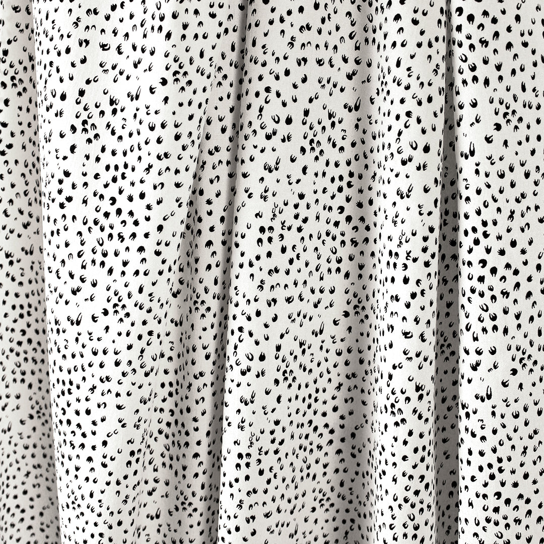 CA designer 'petite prints' viscose blend woven - black/white .625 yds