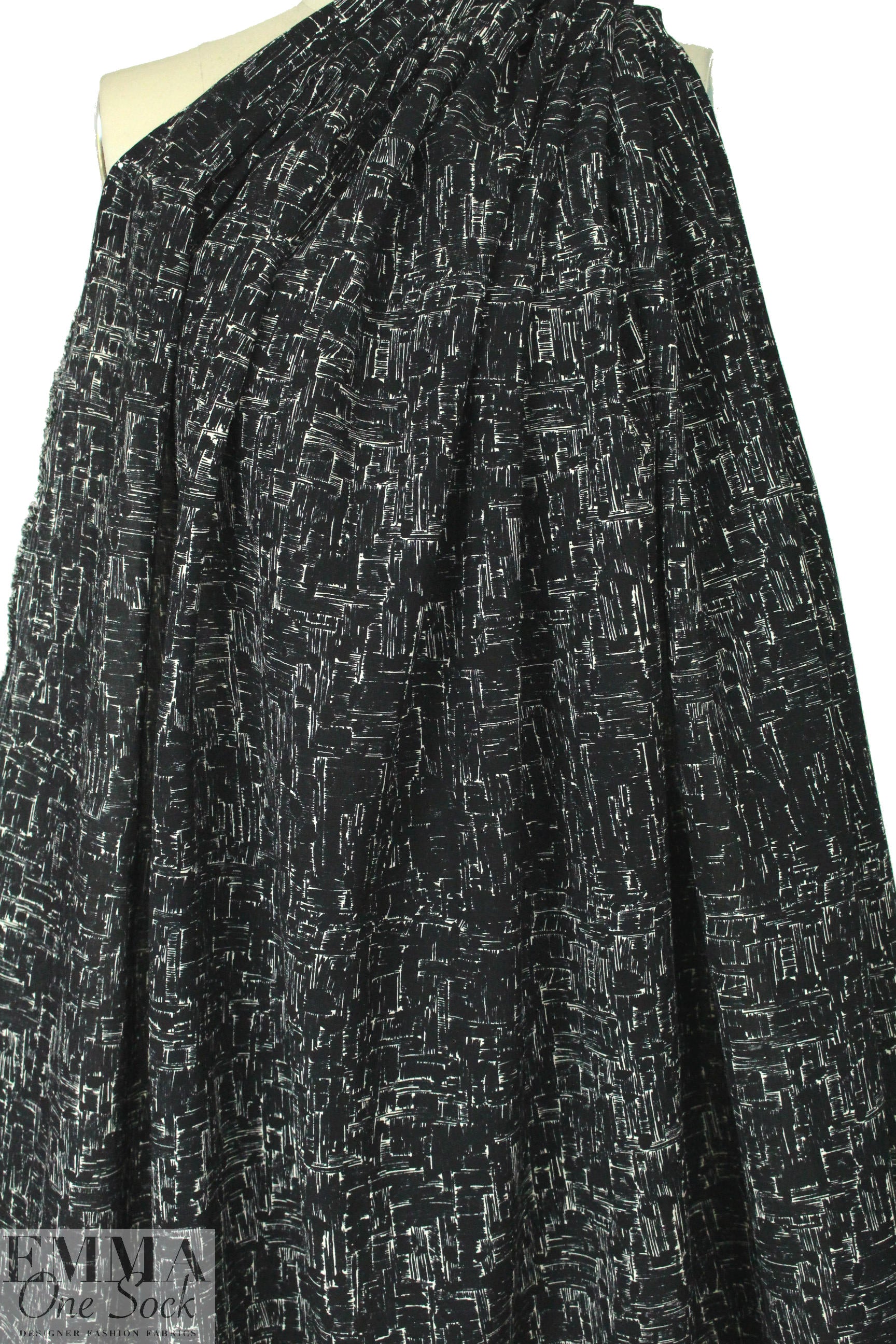 Rebecca Tayl0r edgy graphic viscose/cotton crepe woven 2 yds