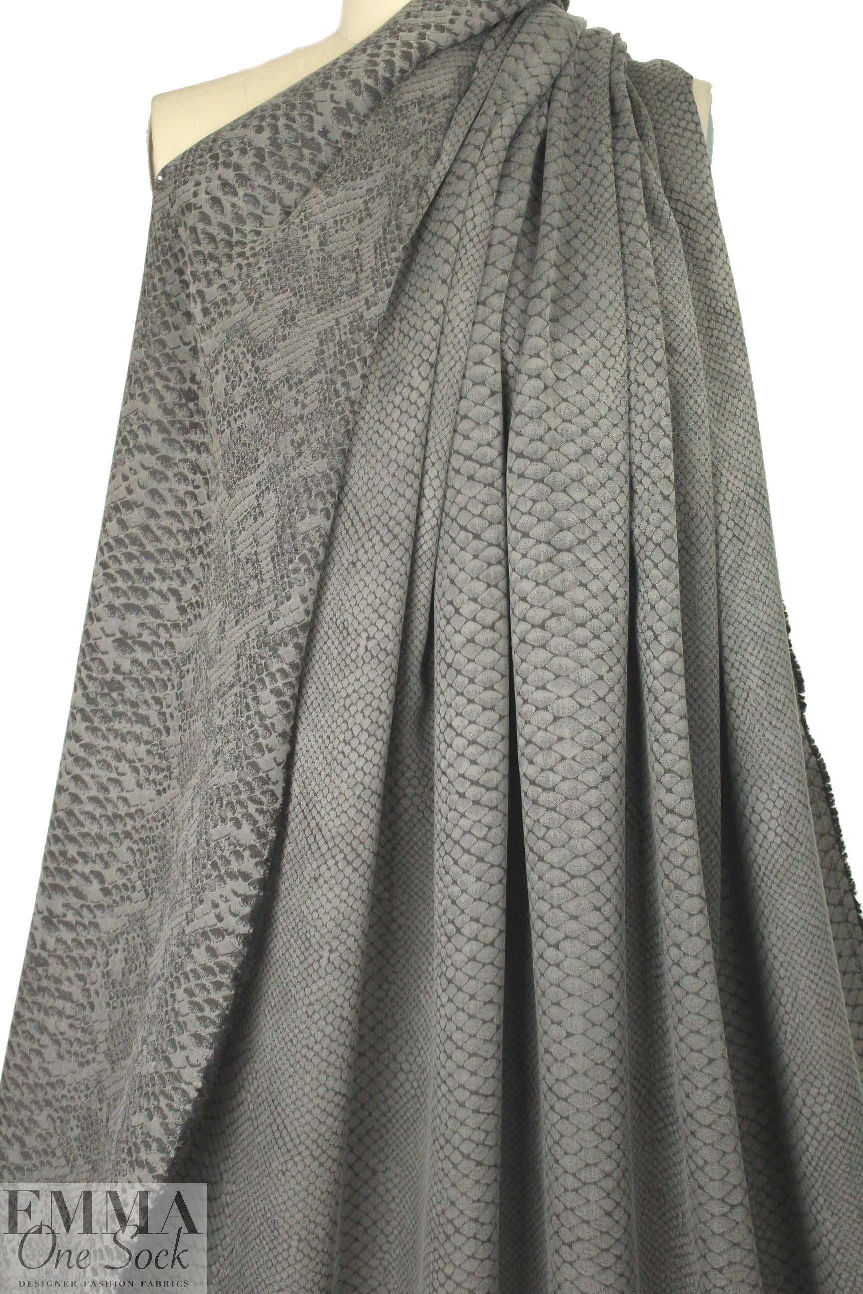 Italian reversible dressweight reptile jacquard