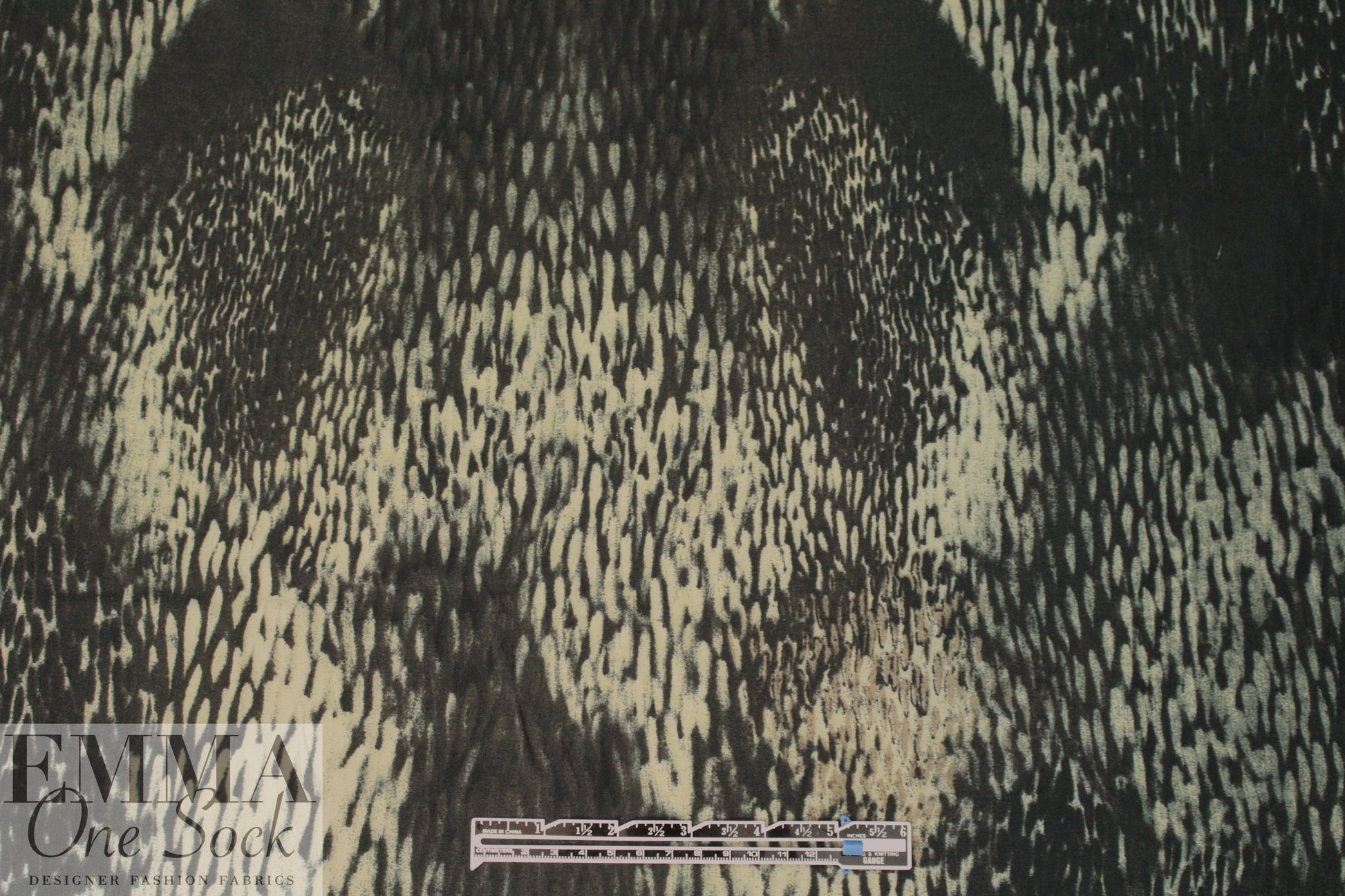 Tah@ri drapey viscose woven - abstract shadings 2 yd