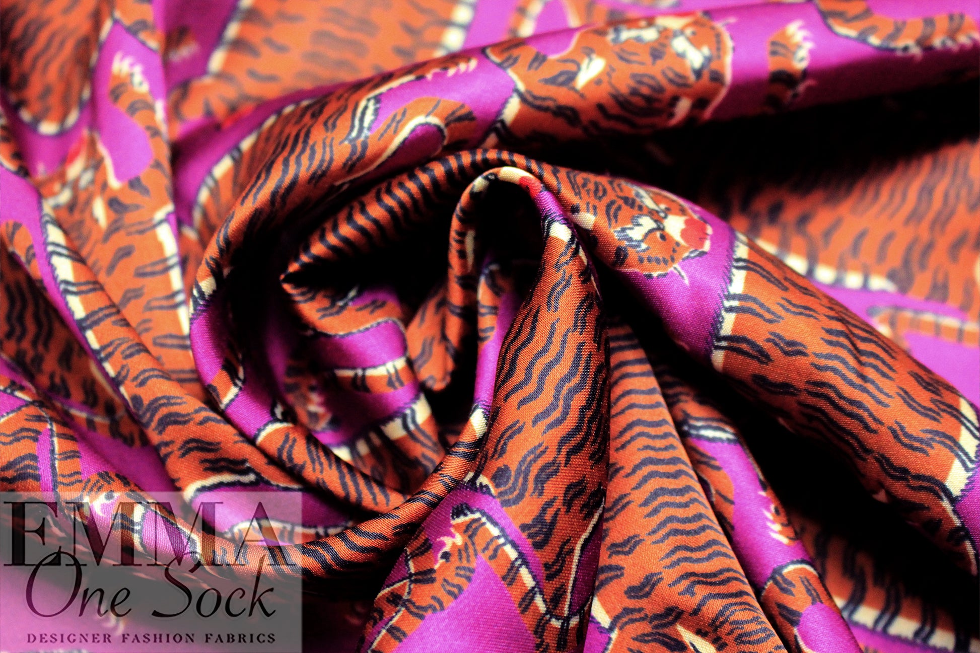 Rache1 Comey 'quirky tiger' satin face viscose woven 1.5 yds