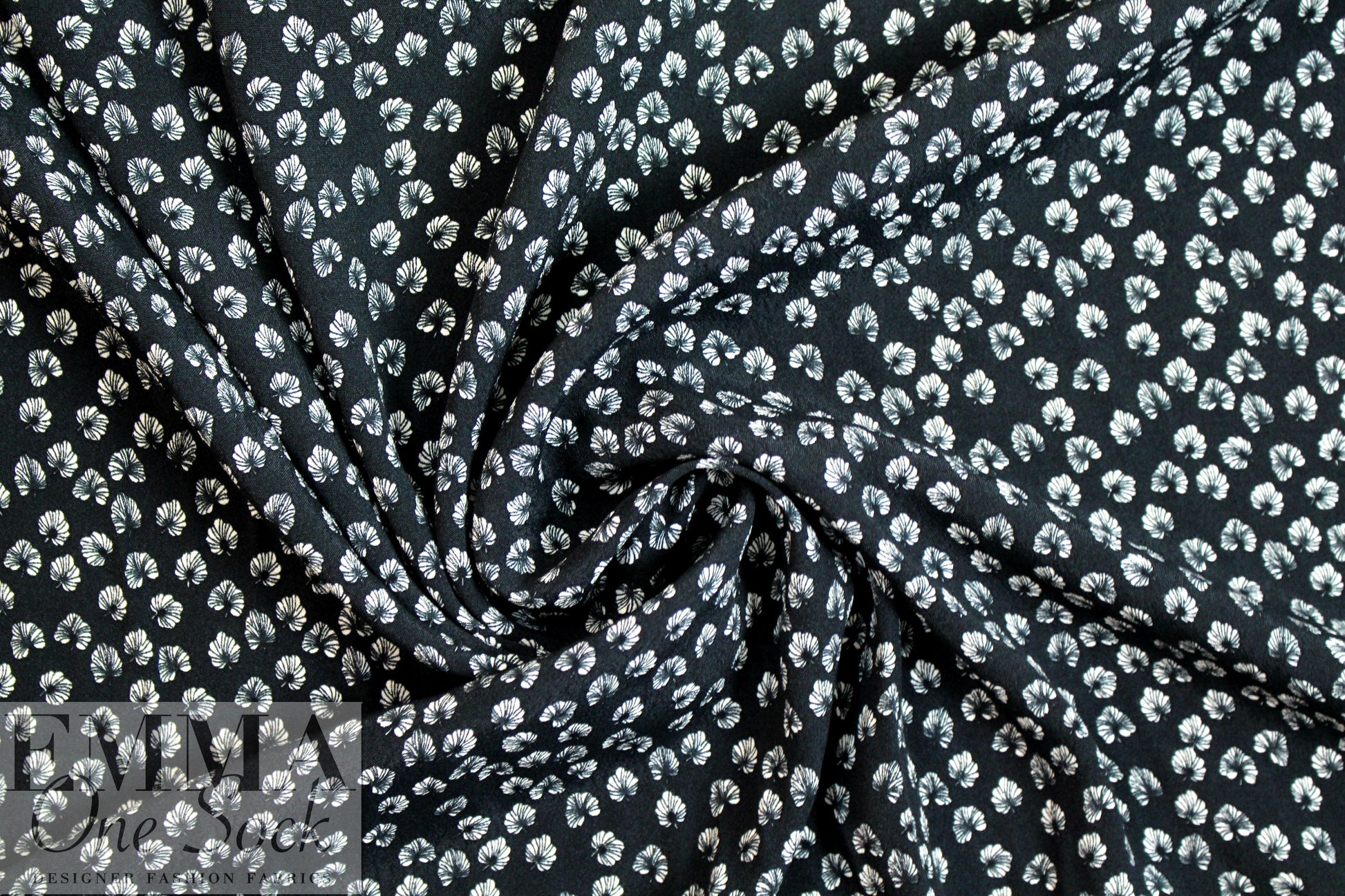 Italian viscose crepe woven - leaf motif 1.625 yd