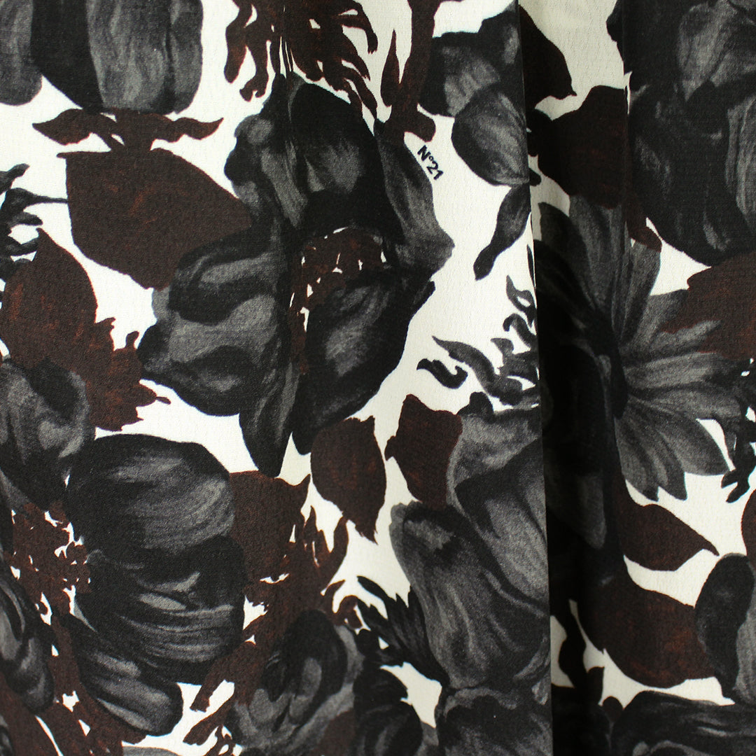 N0. 21 deadstock floral semi-opaque viscose crepe woven 1.125 yds