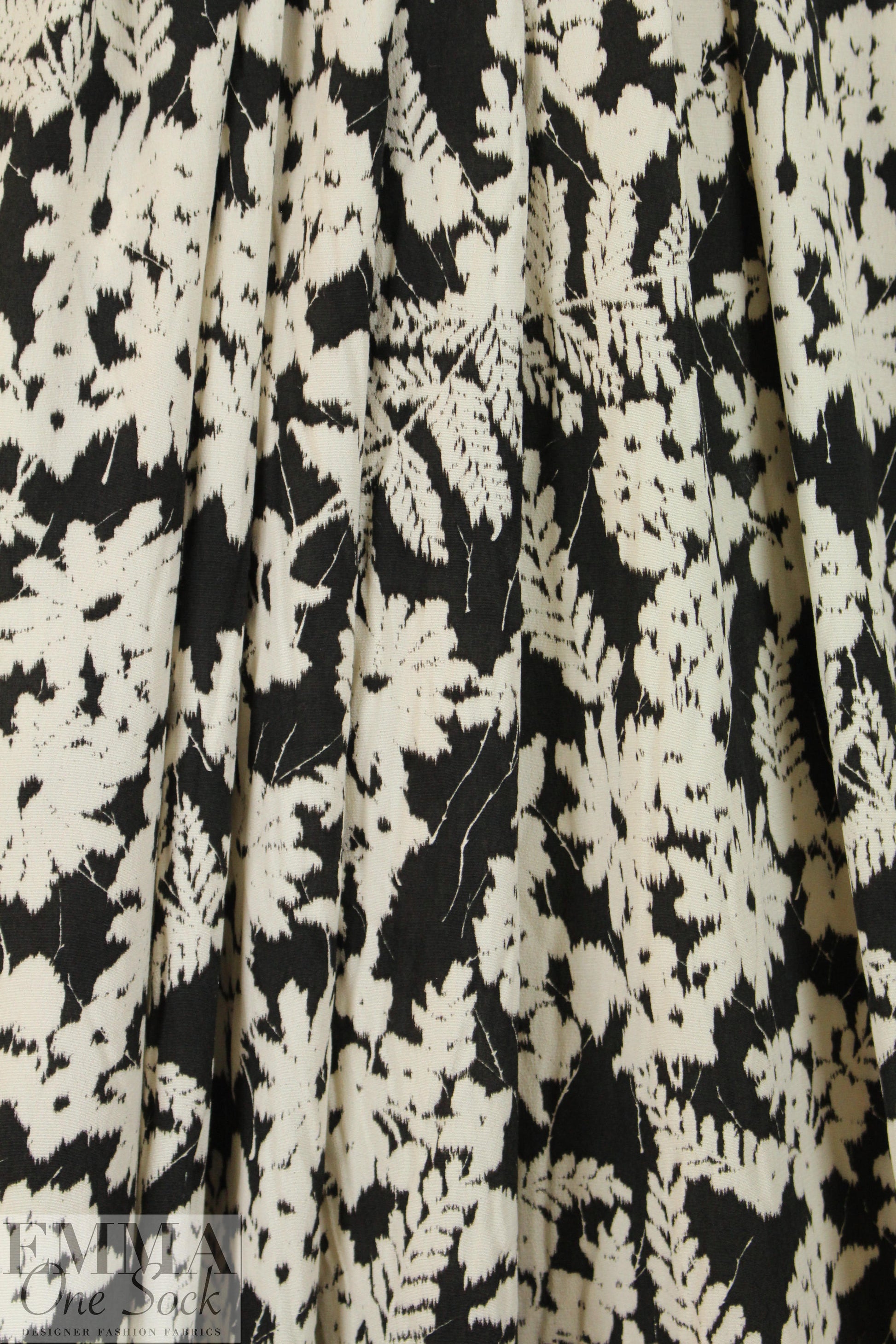 Italian viscose woven - black/alabaster botanical 2.125 yd