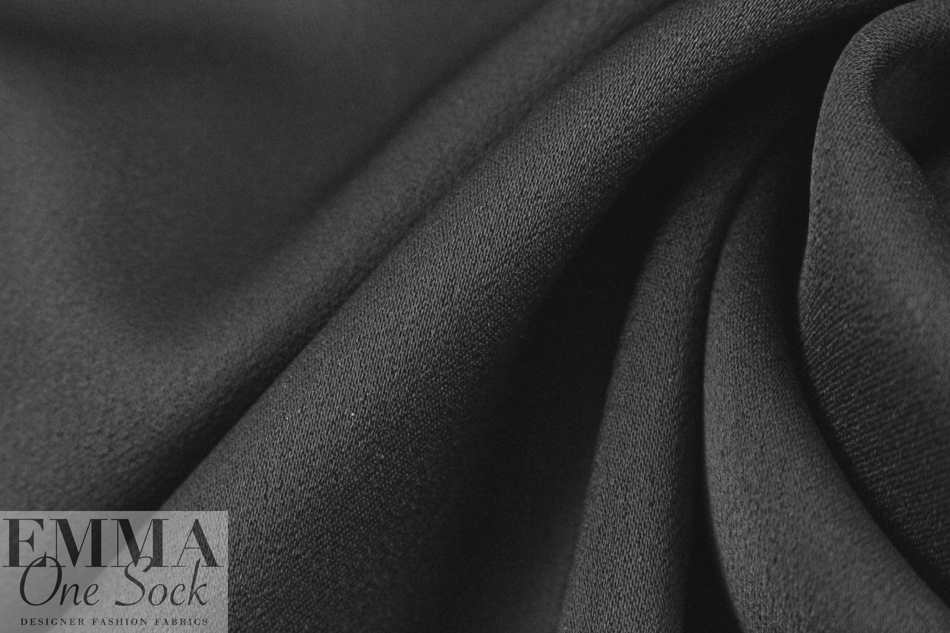 Italian dress weight viscose crepe - black