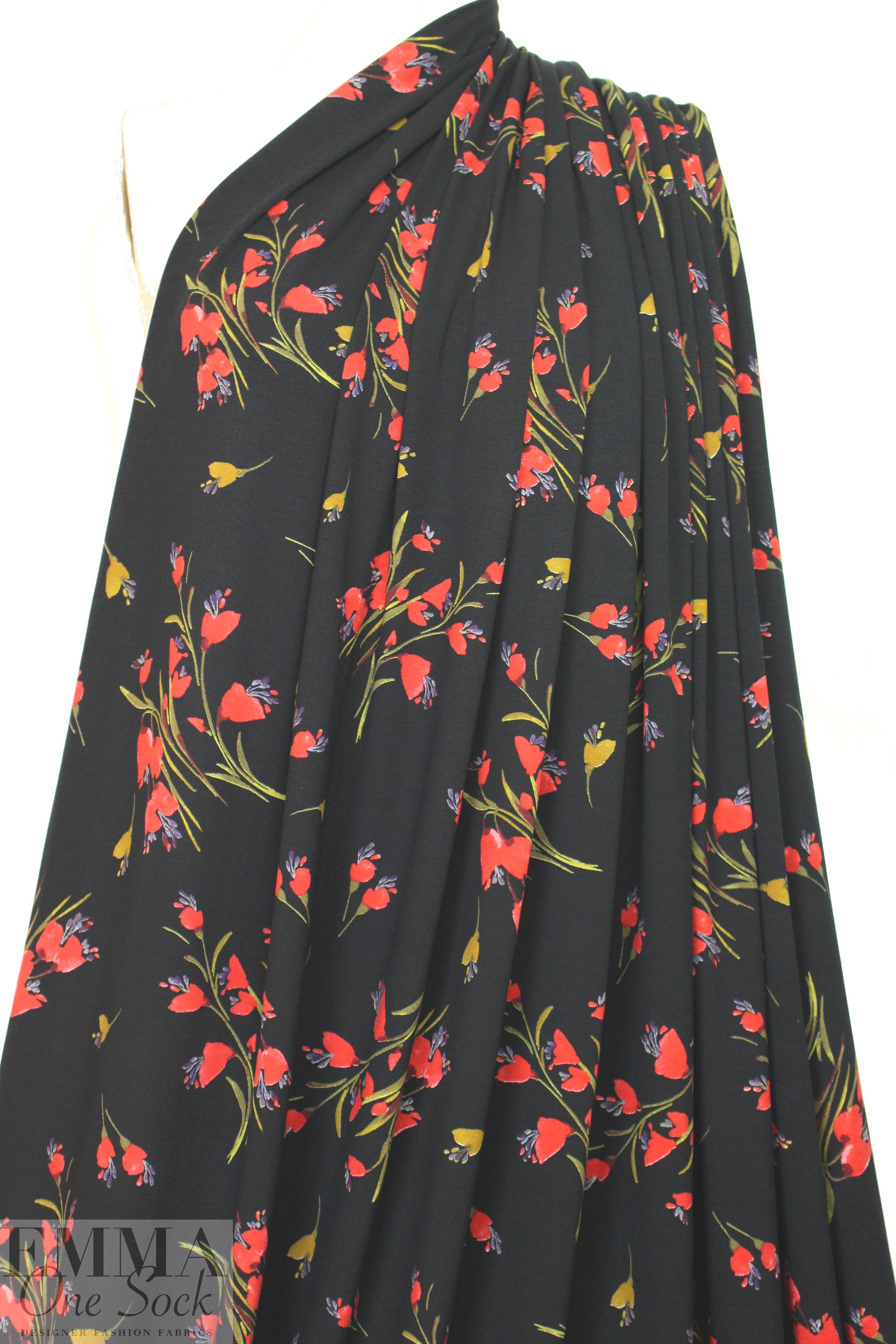 German red bouquet floral digital knit