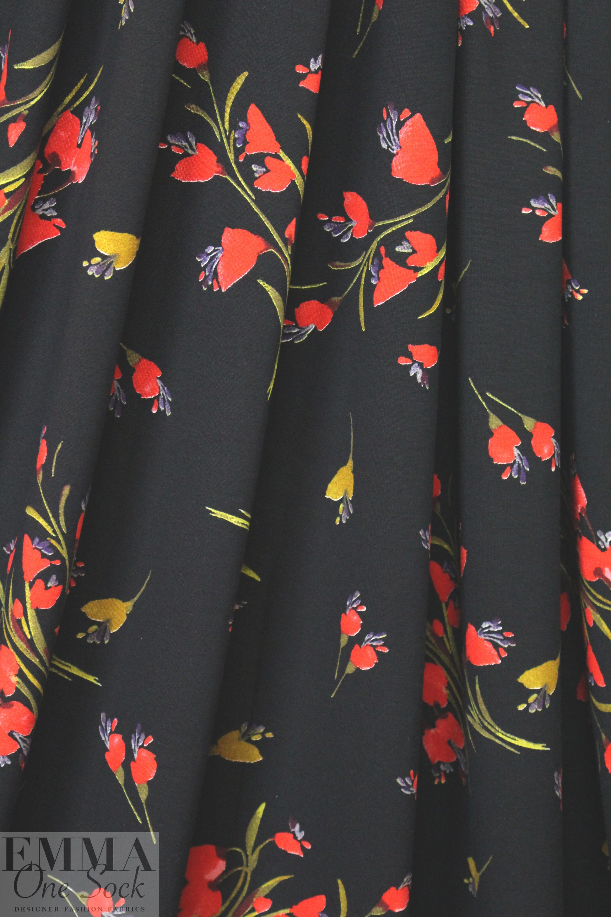 German red bouquet floral digital knit