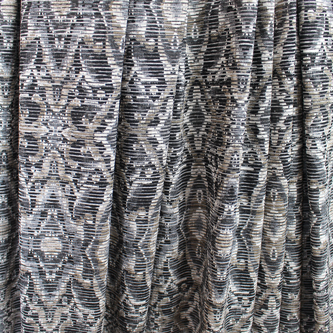 'diamondback scroll' viscose blend variegated knit - gray/taupe .9 yds