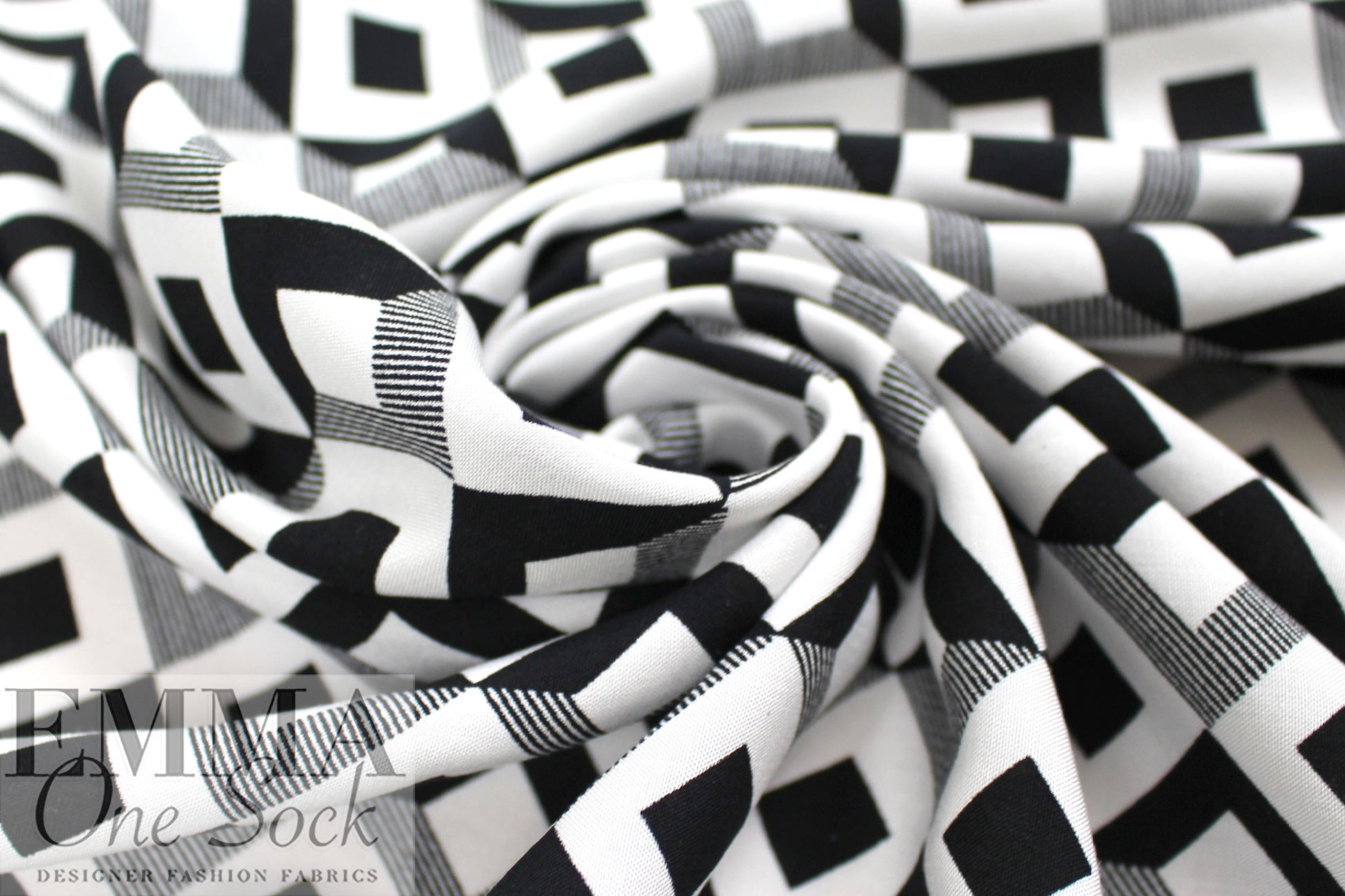 'diamond link' viscose woven - black/soft white Oeko-Tex cert. 1.25 yd