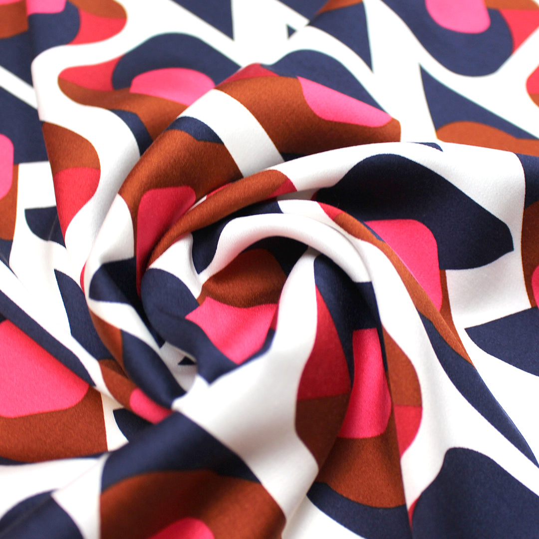 Italian 'graphic groove' satin viscose woven 1.75 yd