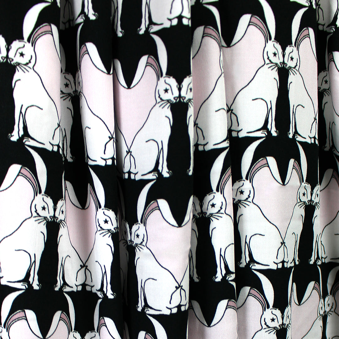 French 'bunny love' dressweight viscose twill 2 yds