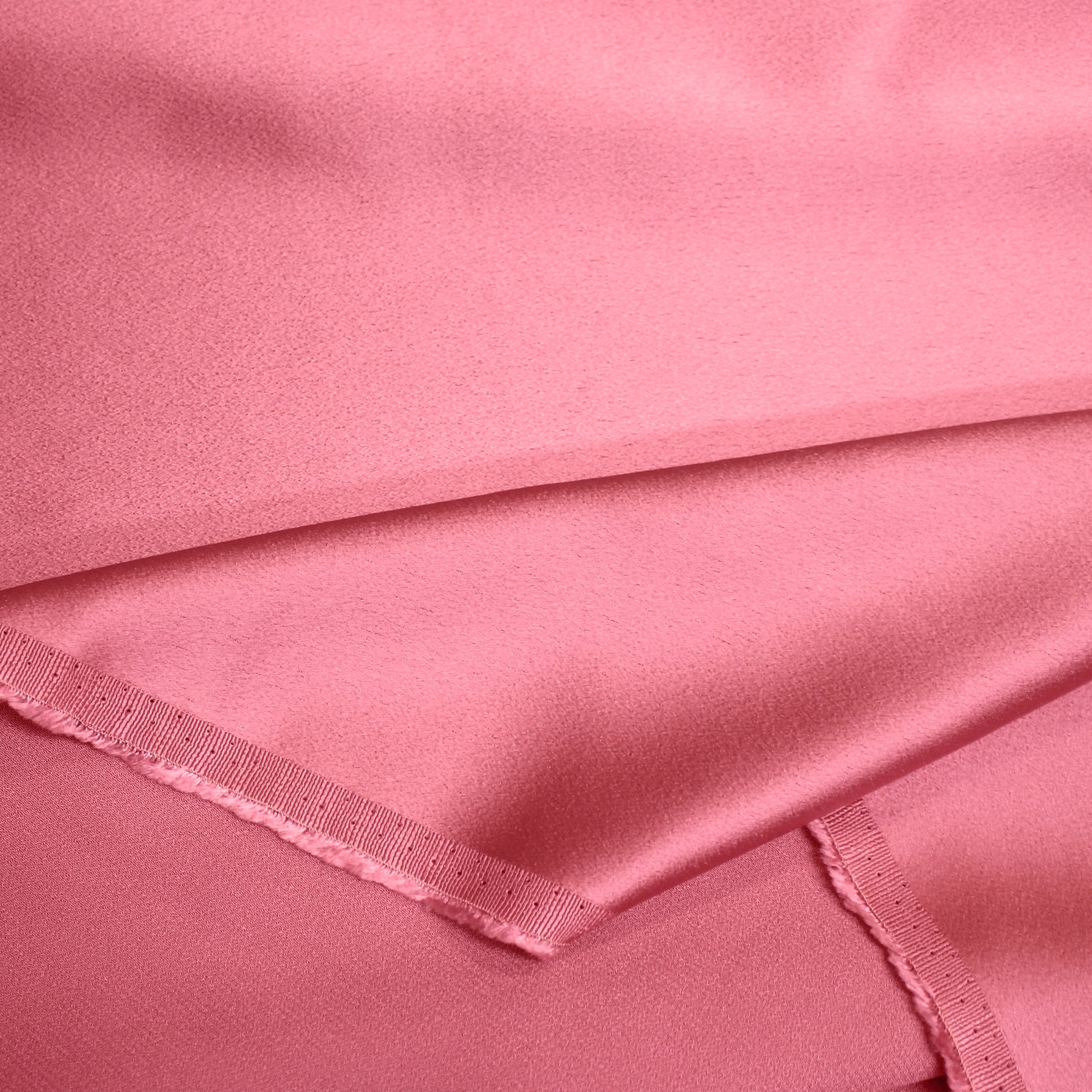 G1venchy luxe drapey viscose sateen - petal pink