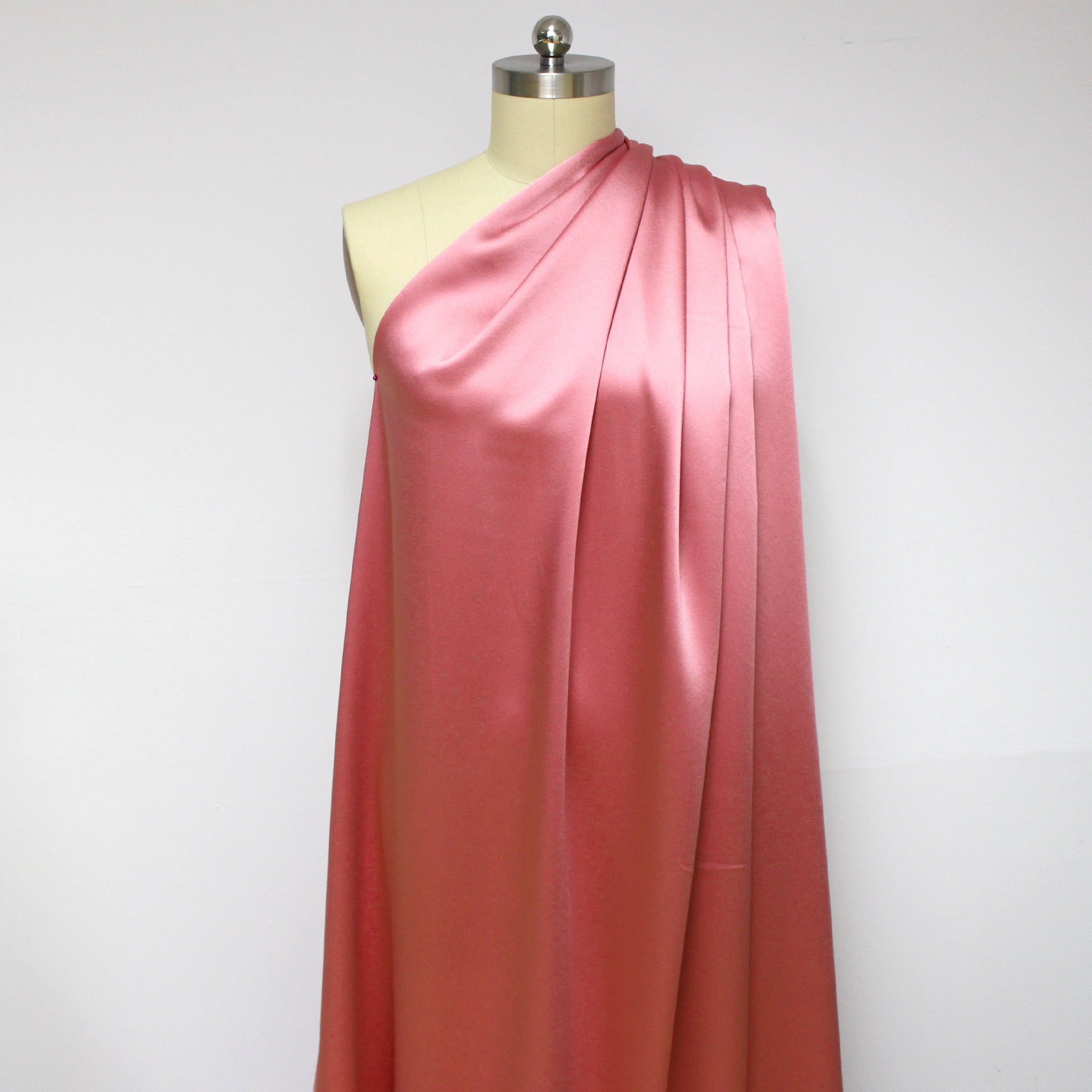 G1venchy luxe drapey viscose sateen - petal pink