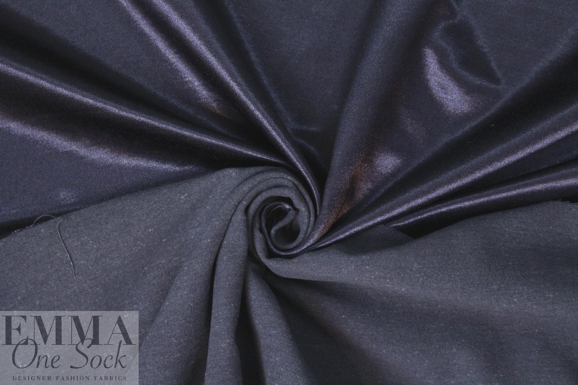 warm back coat lining - navy .625 yds