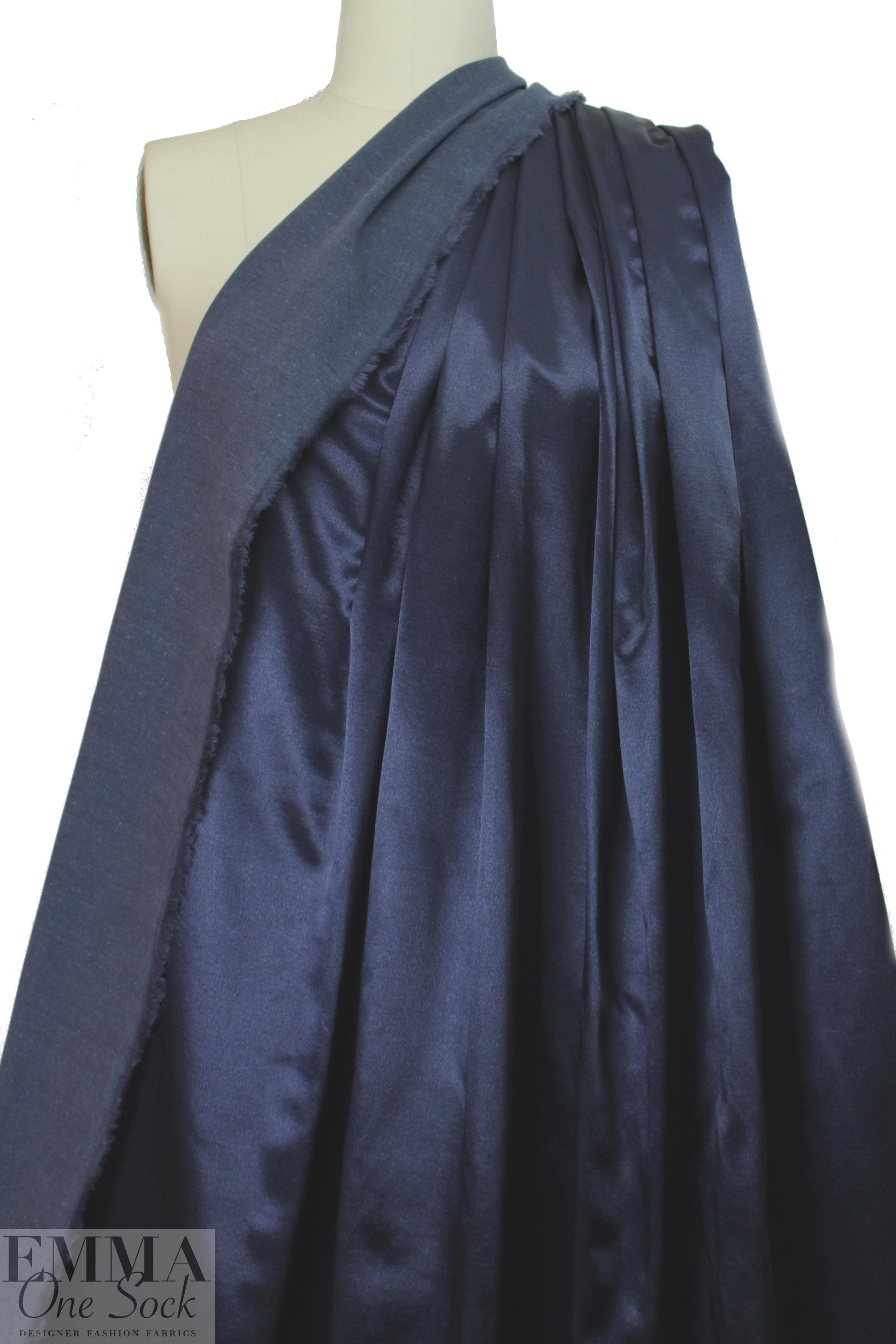 warm back coat lining - navy 1.25 yds