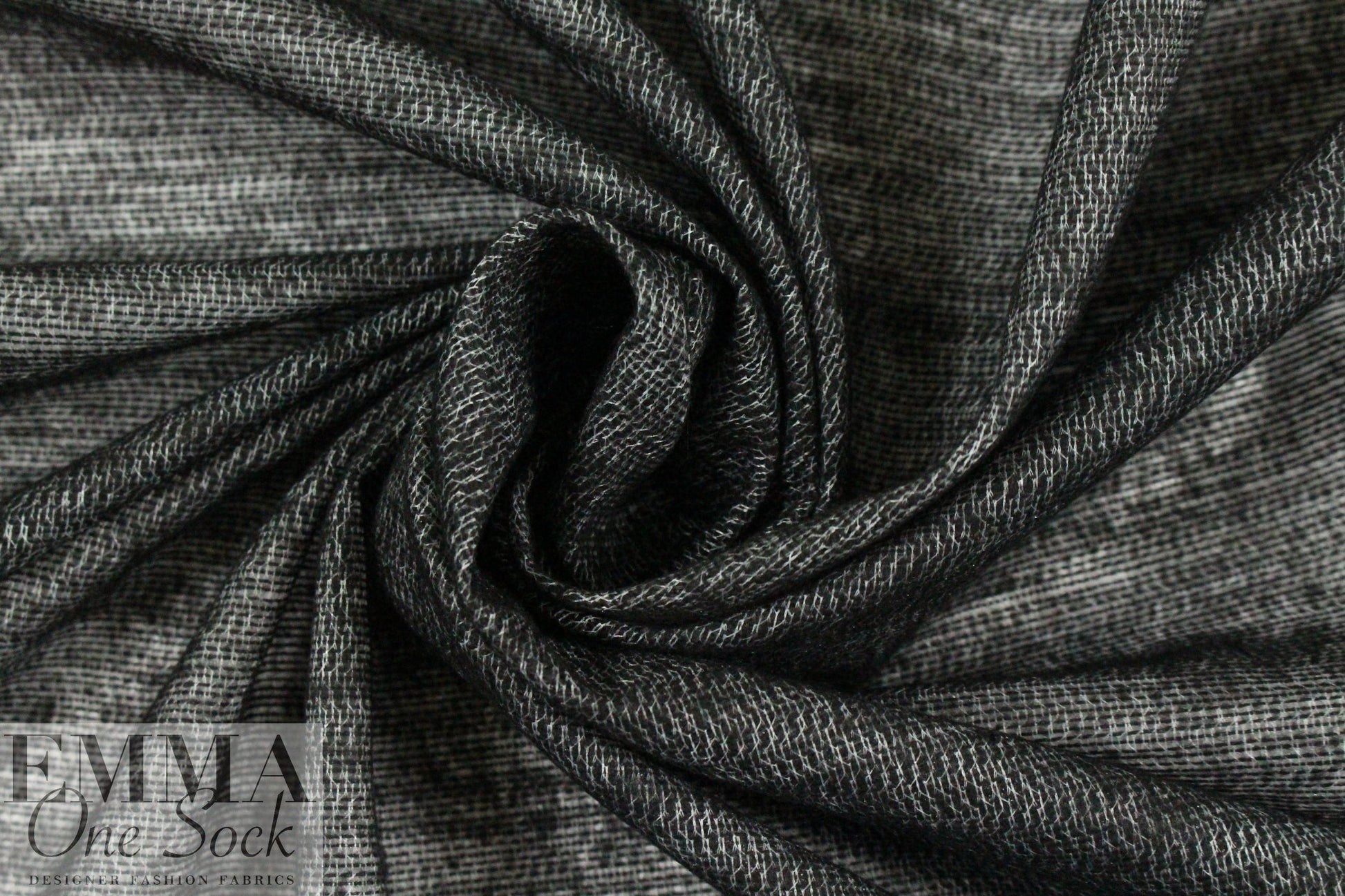 fusible weft interfacing - black 1 yard