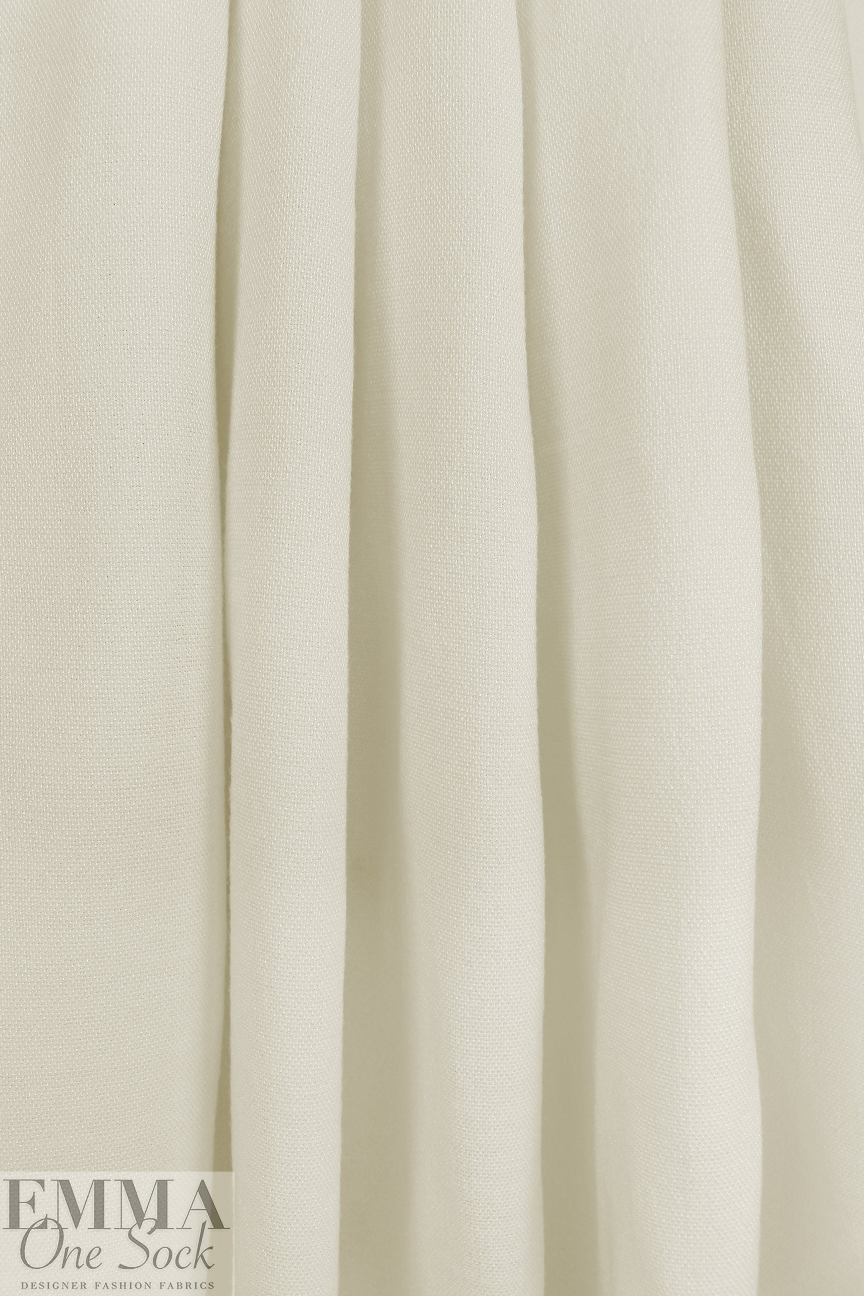 Italian all wool light and airy woven - creamy ivory 1.5 yds