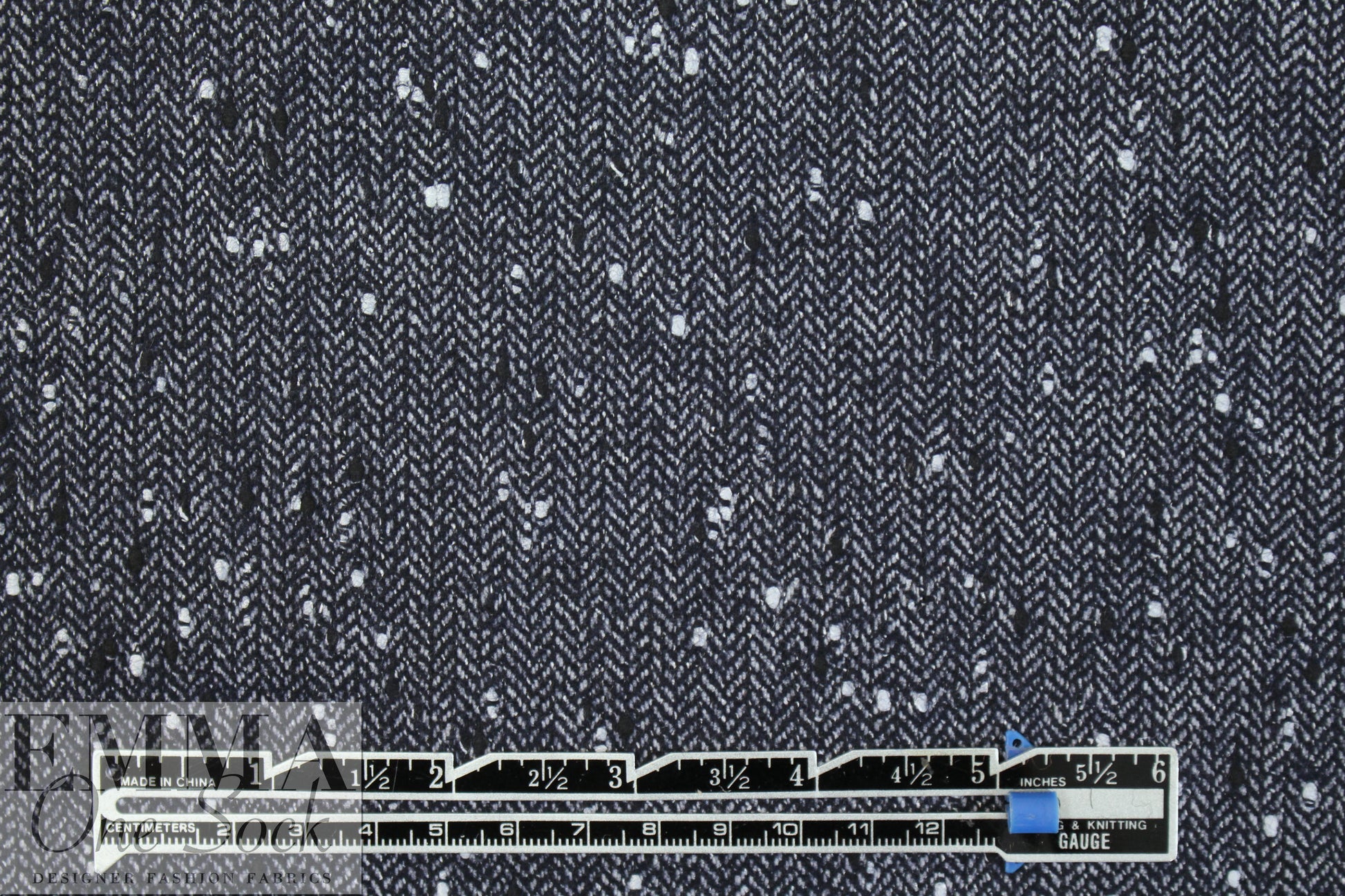 Italian midnight/white wool blend herringbone tweed suiting