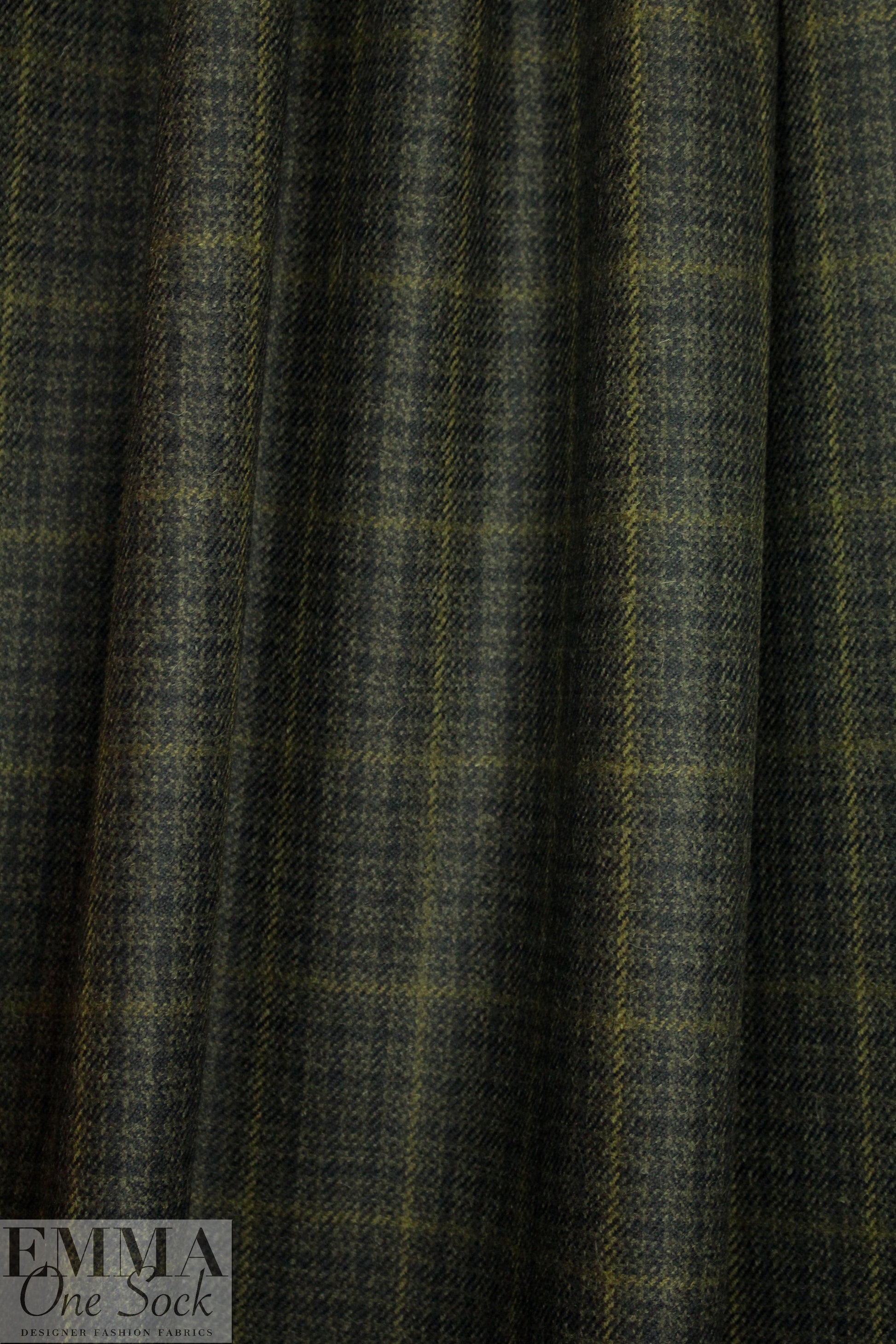 Italian olive-brown plaid wool/cashmere suiting