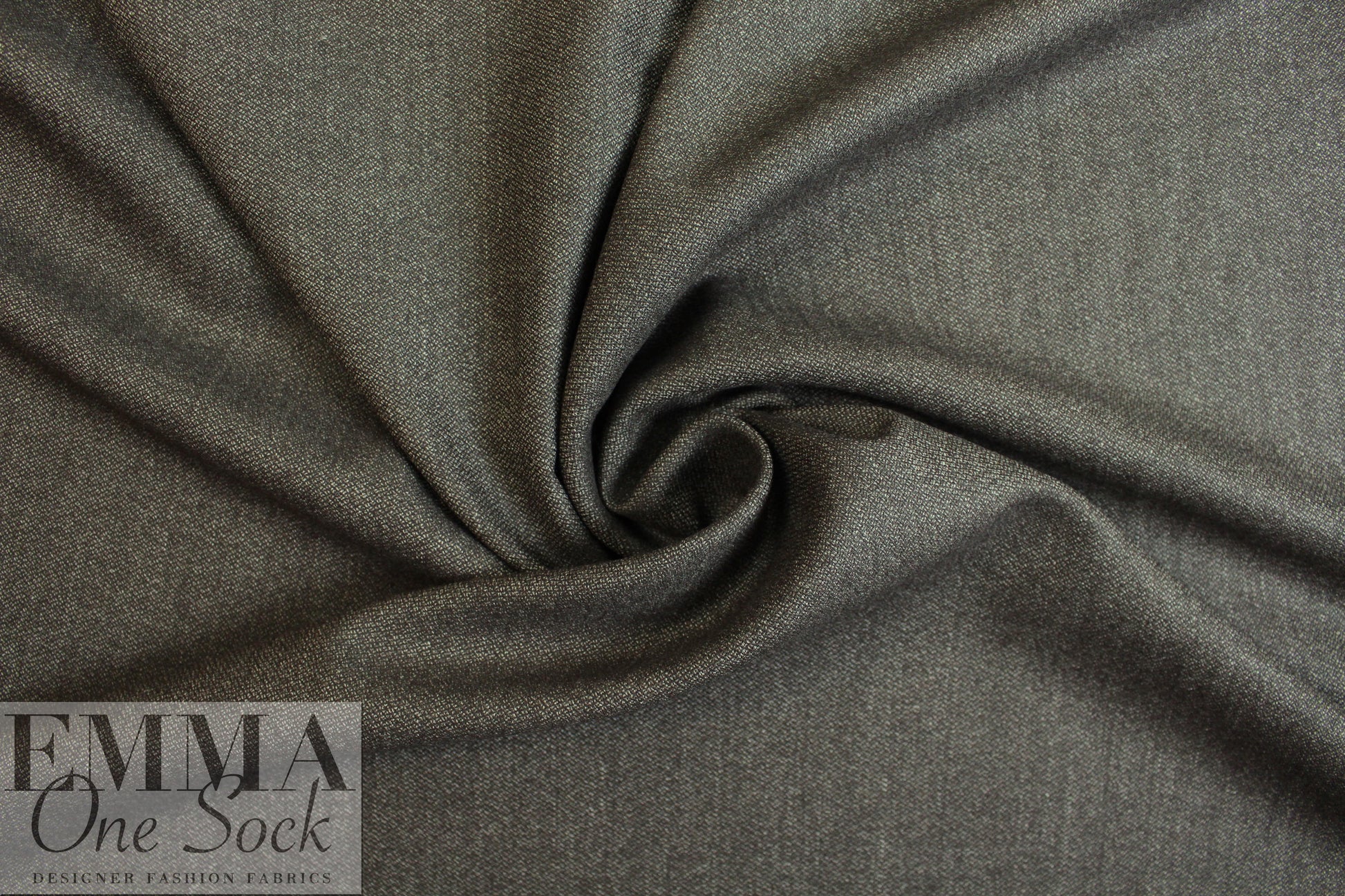 Italian wool crepe suiting - cool earth tweed 1.5 yds
