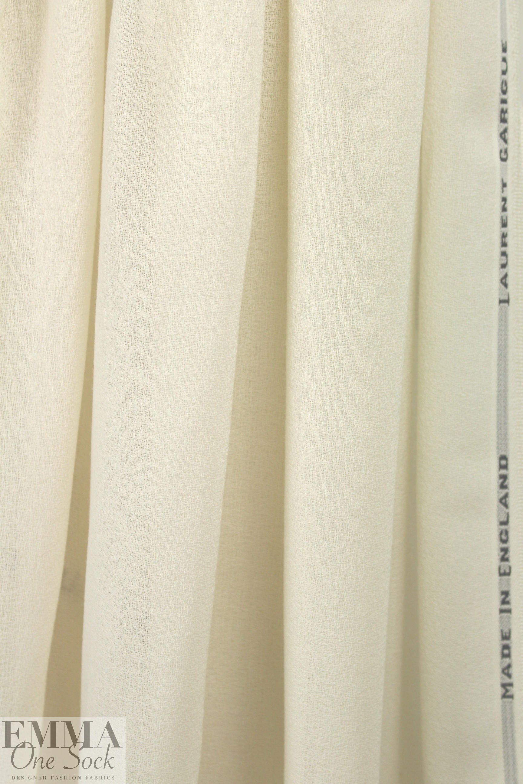 L@urent Garigue ivory wool crepe woven