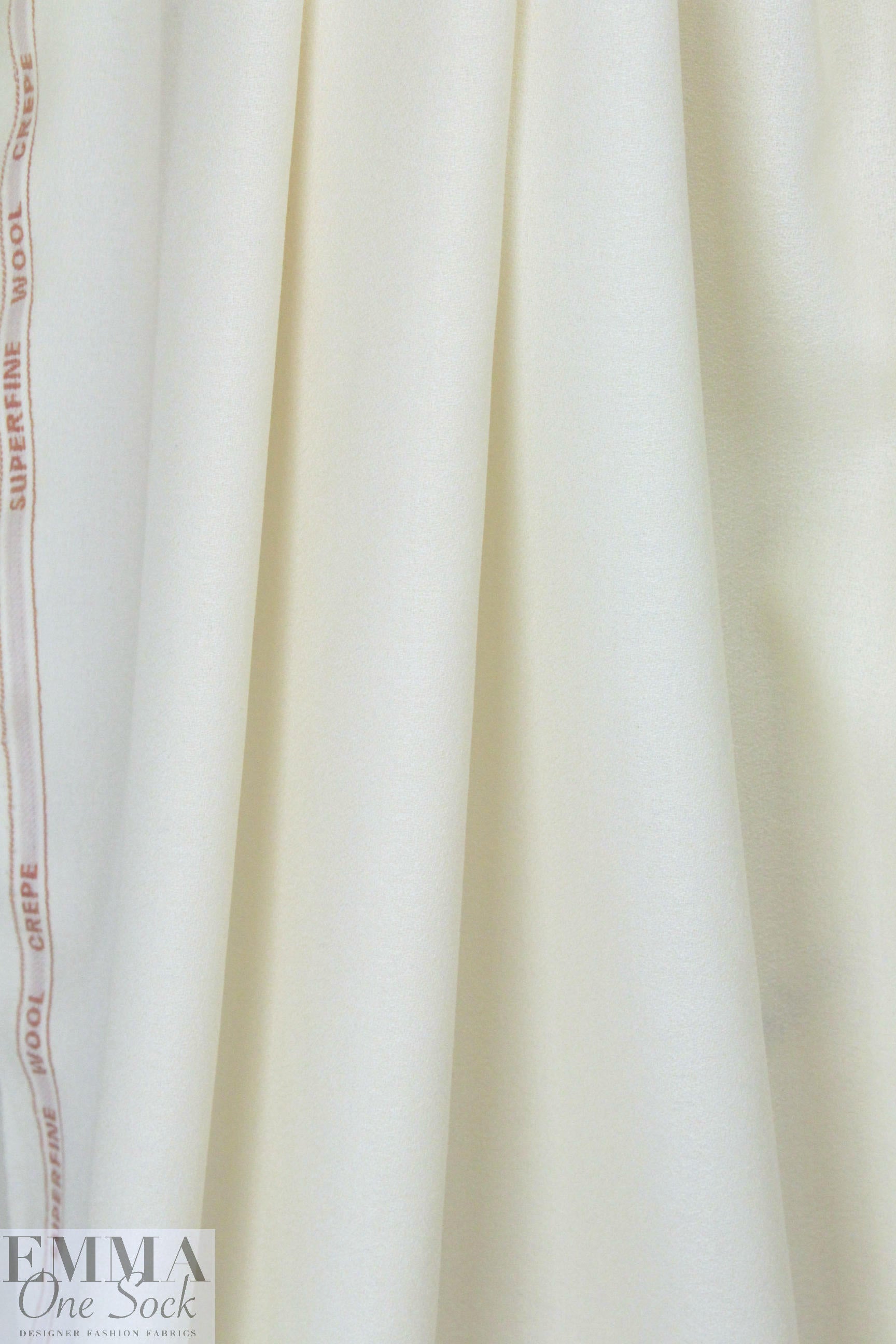 100% wool crepe - IVORY