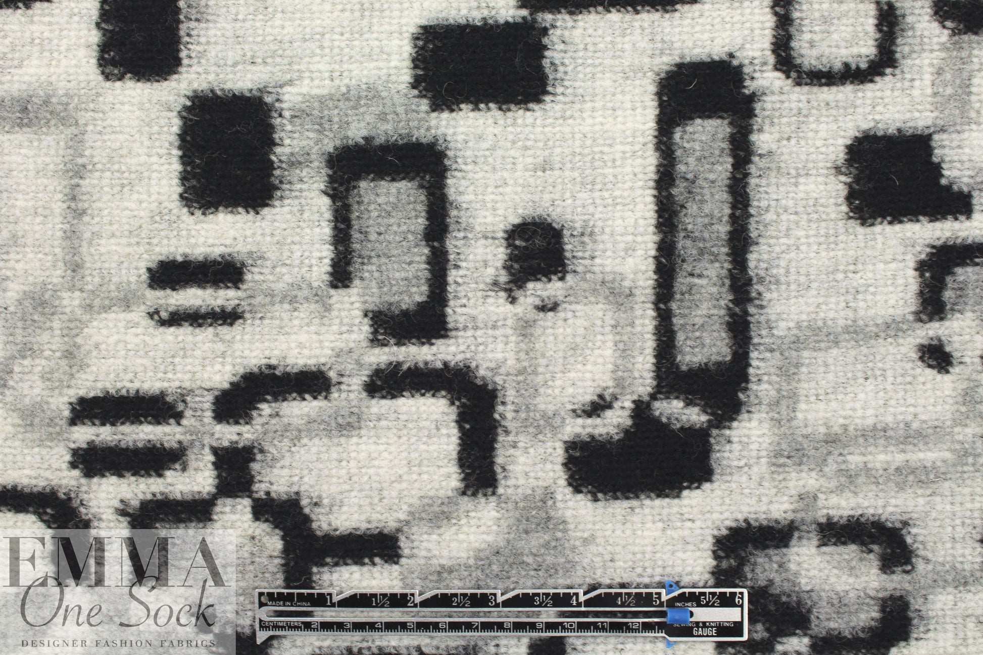 Italian black/gray mod graphic textured wool fleece 2 yd