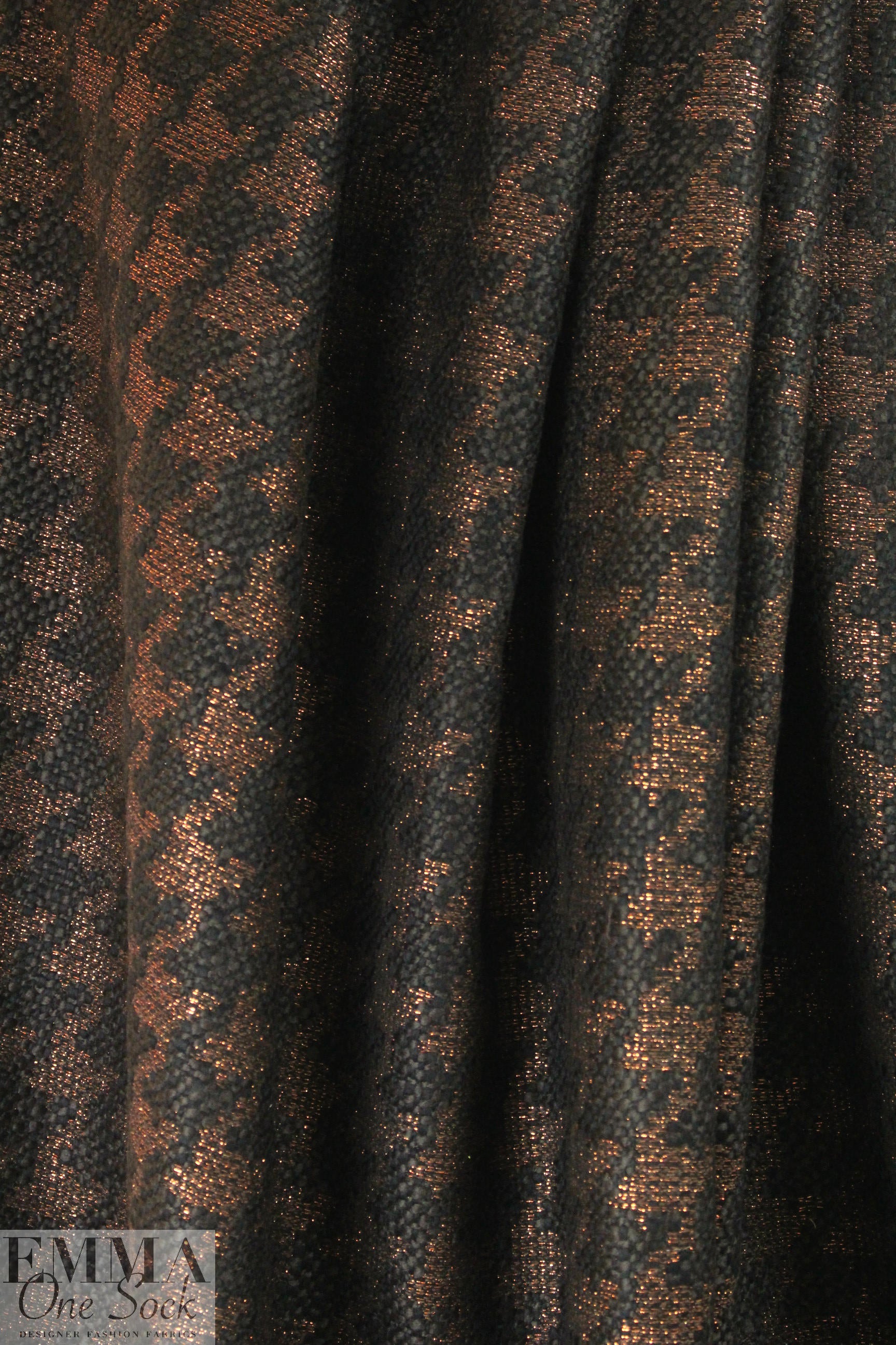 Italian copper/licorice houndstooth wool suiting