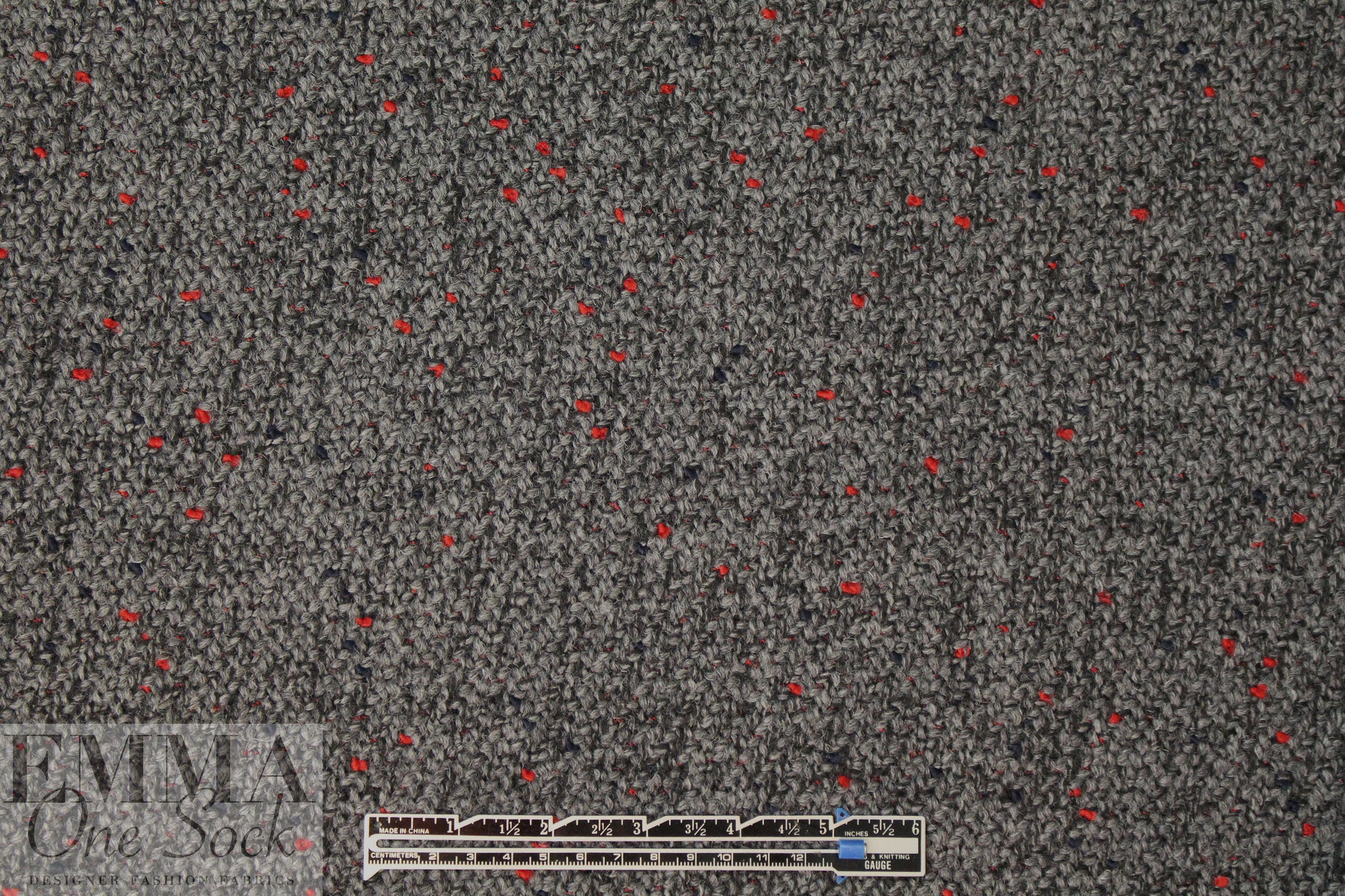 famous designer Italian wool blend 'knot stitch' - charcoal/red