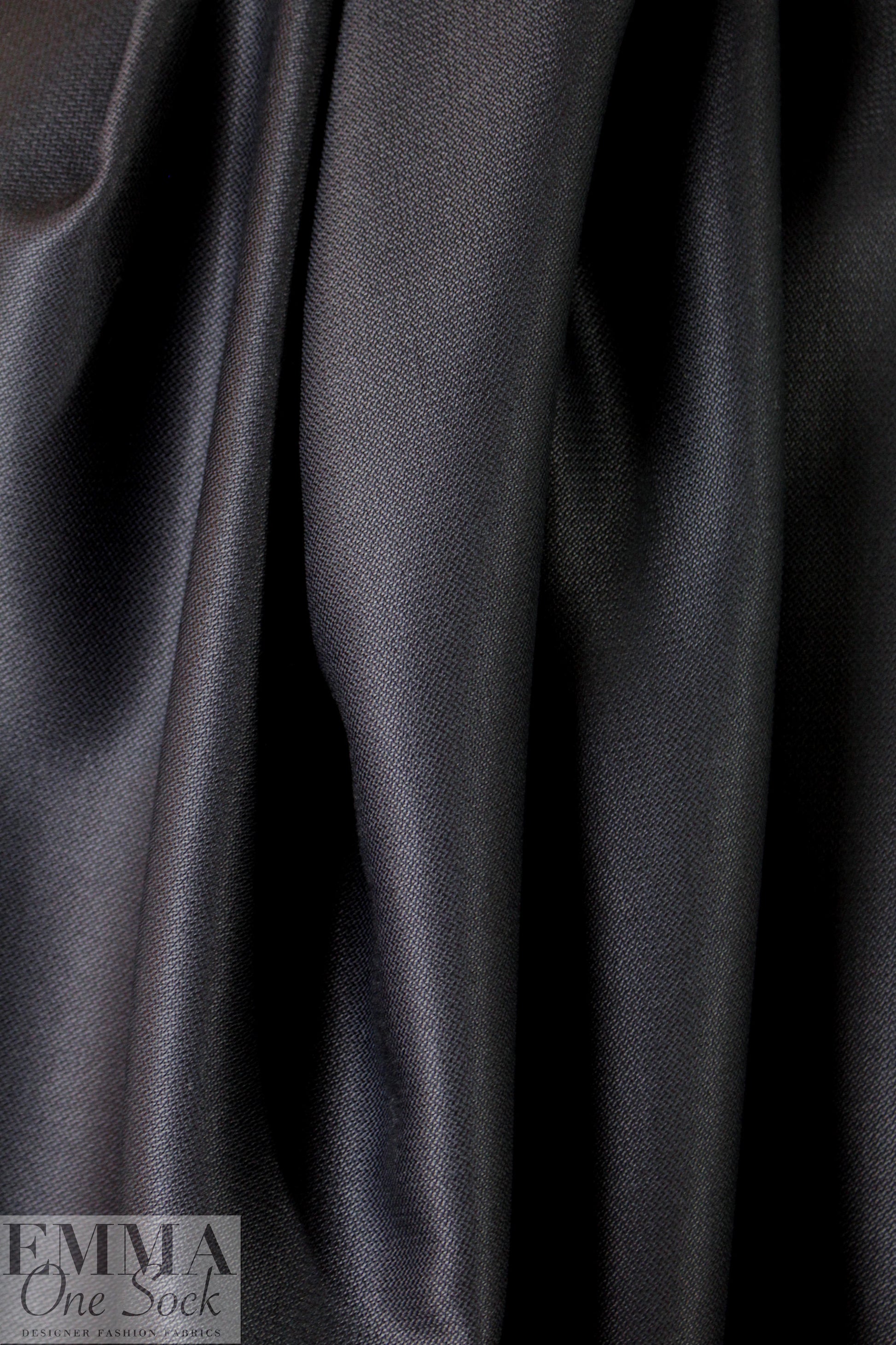 Italian wool pique' textured woven - deep midnight