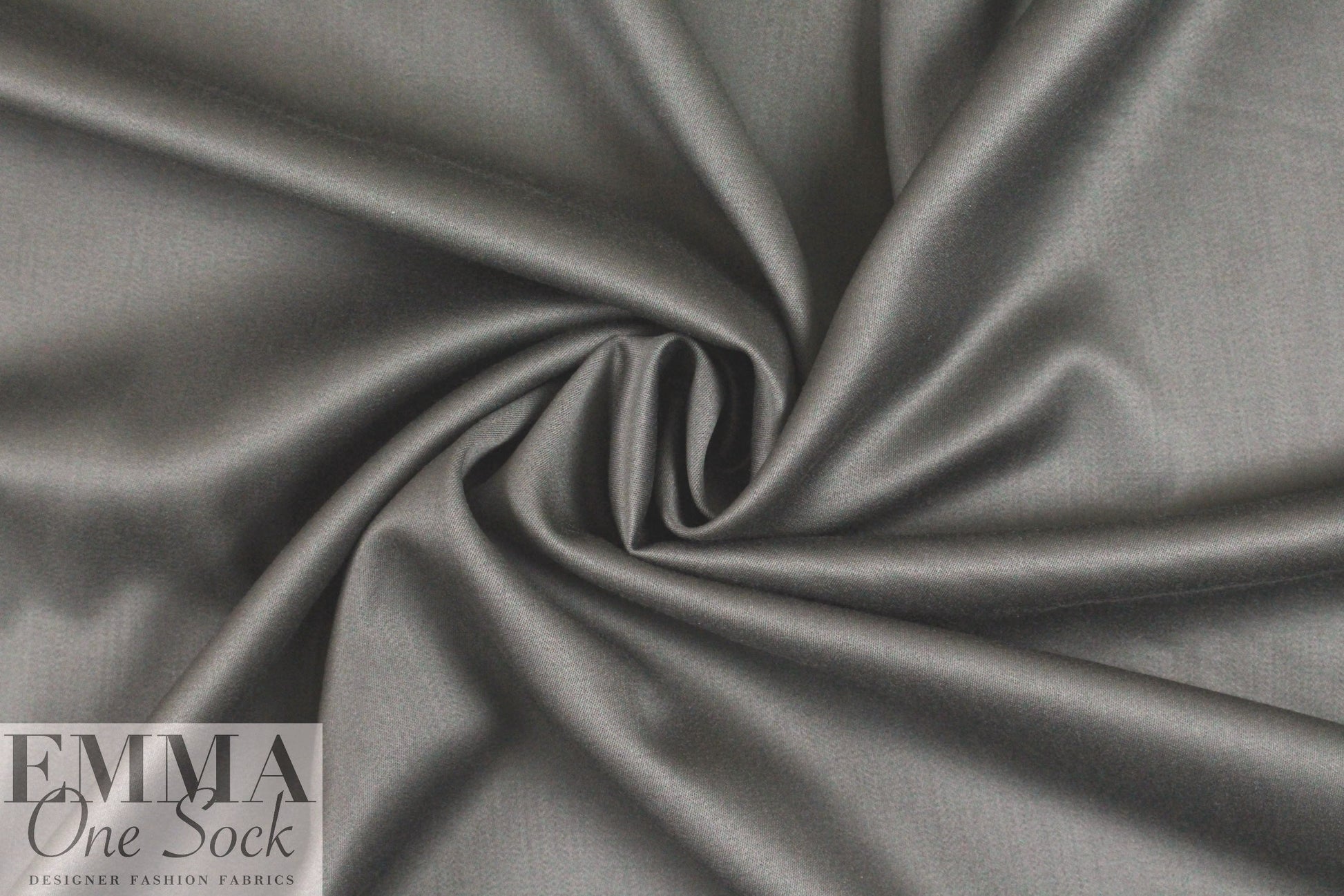 superfine luxury wool sateen - banker's grey 1.75 yd