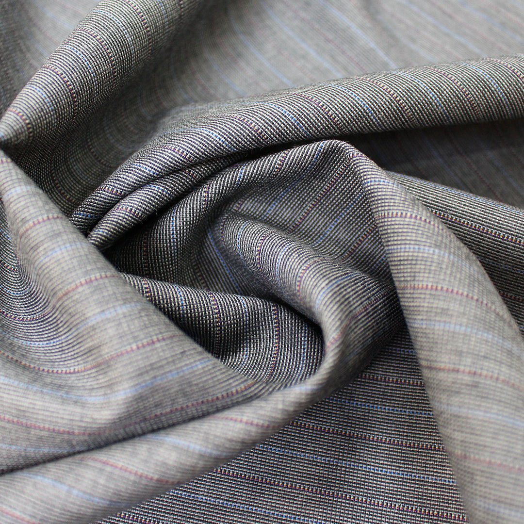 Italian merino wool dashed pinstripe lightweight suiting 2.5 yds