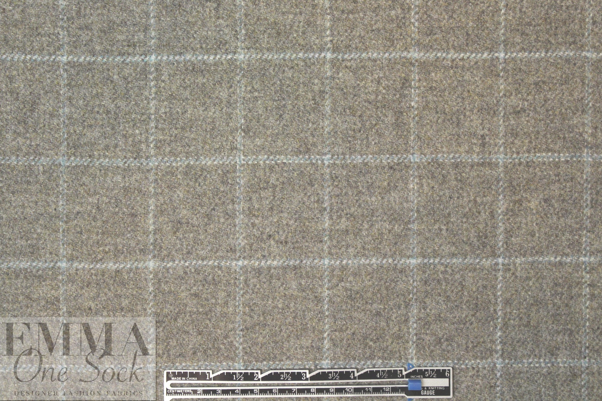 Italian wool windowpane tweed suiting - driftwood