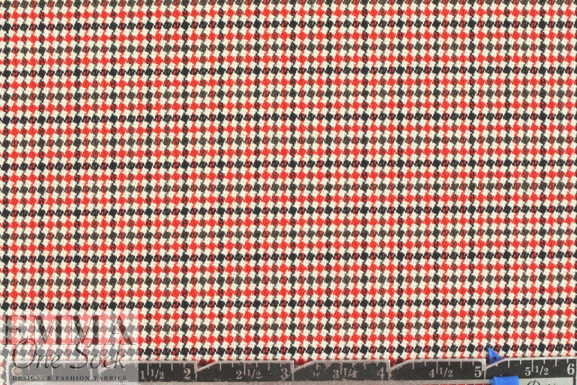 Italian virgin wool mini-plaid stretch suiting 1.5 yd