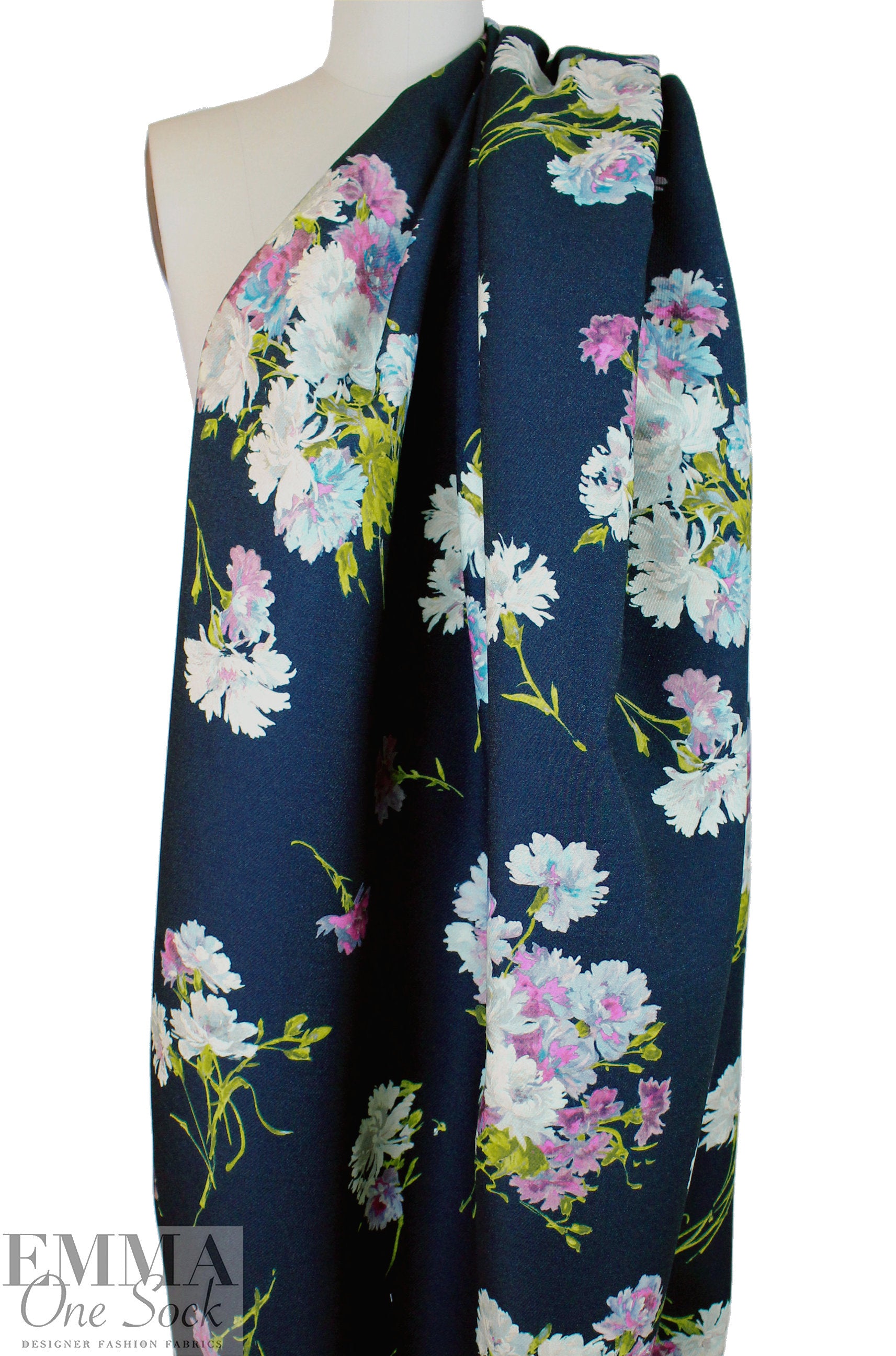 Emanue1 Ungaro haute couture wool twill - tossed bouquet 1.5 yd